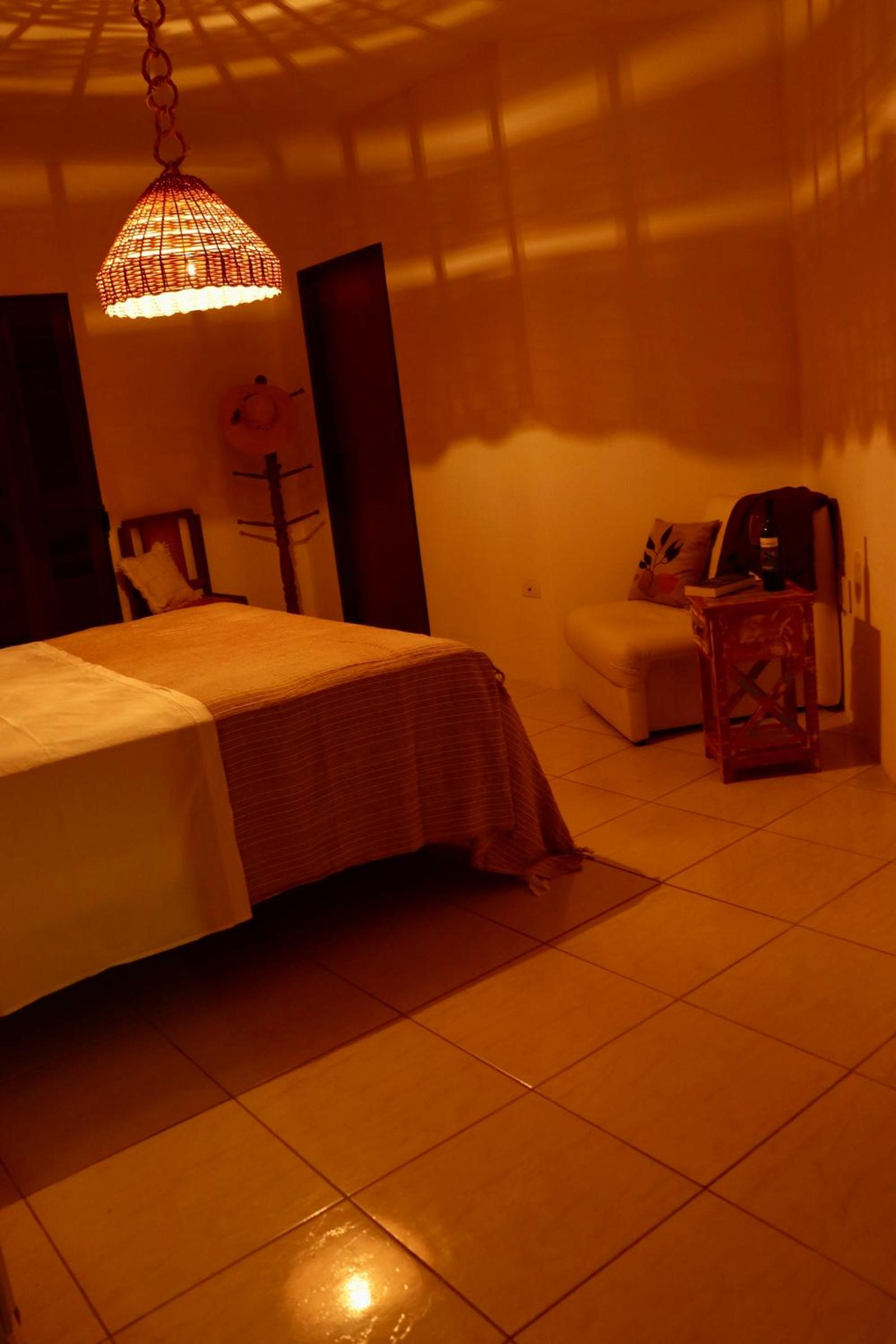 Casa com piscina, privativa, diarista, em condomínio, Bonito-Pe