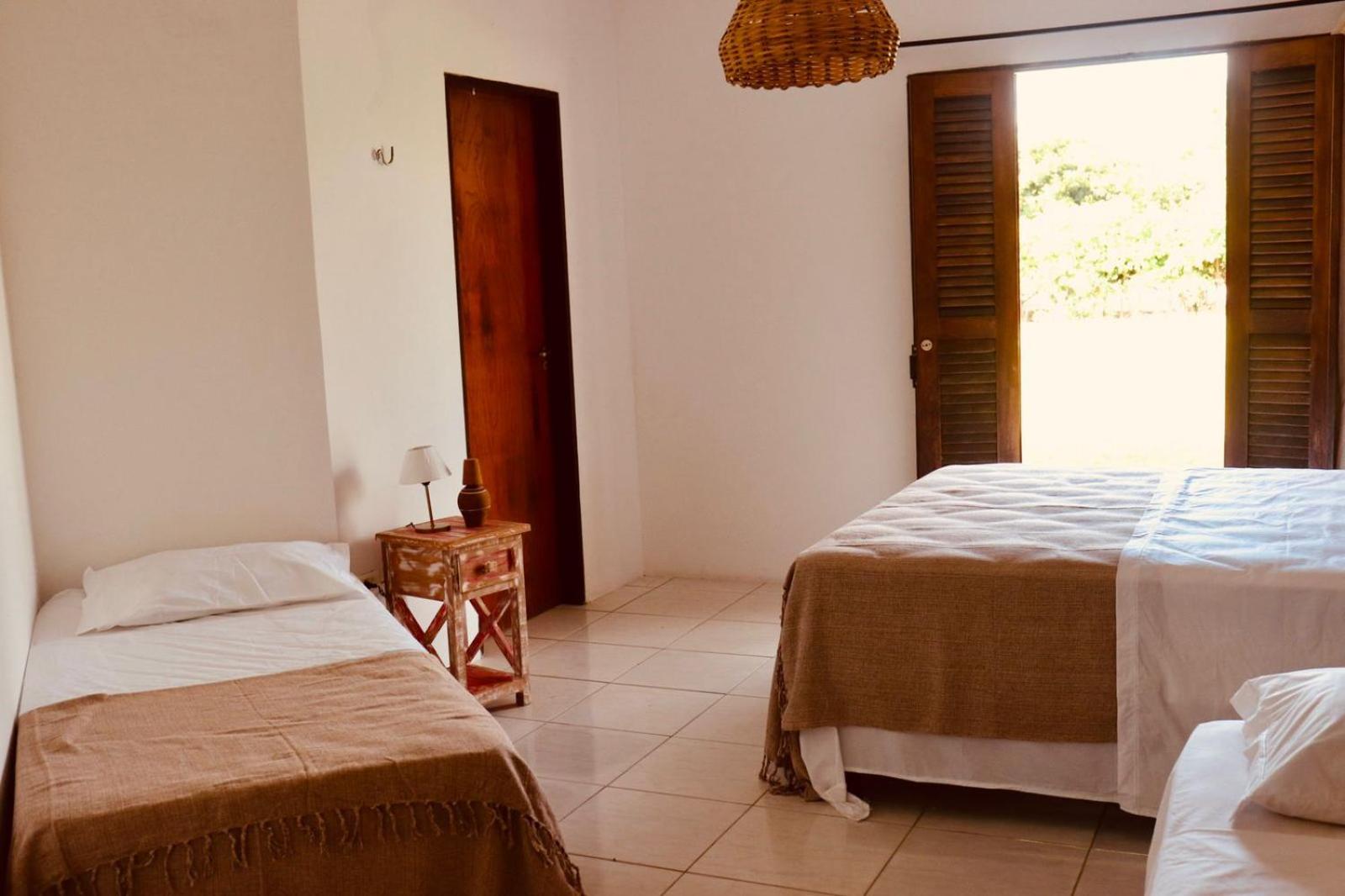 Casa com piscina, privativa, diarista, em condomínio, Bonito-Pe