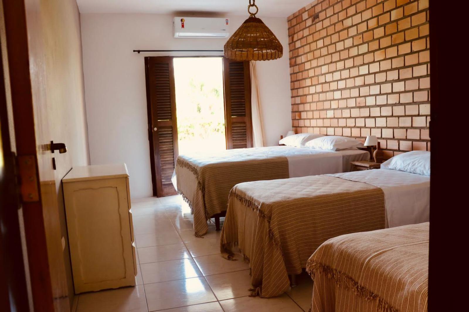 Casa com piscina, privativa, diarista, em condomínio, Bonito-Pe