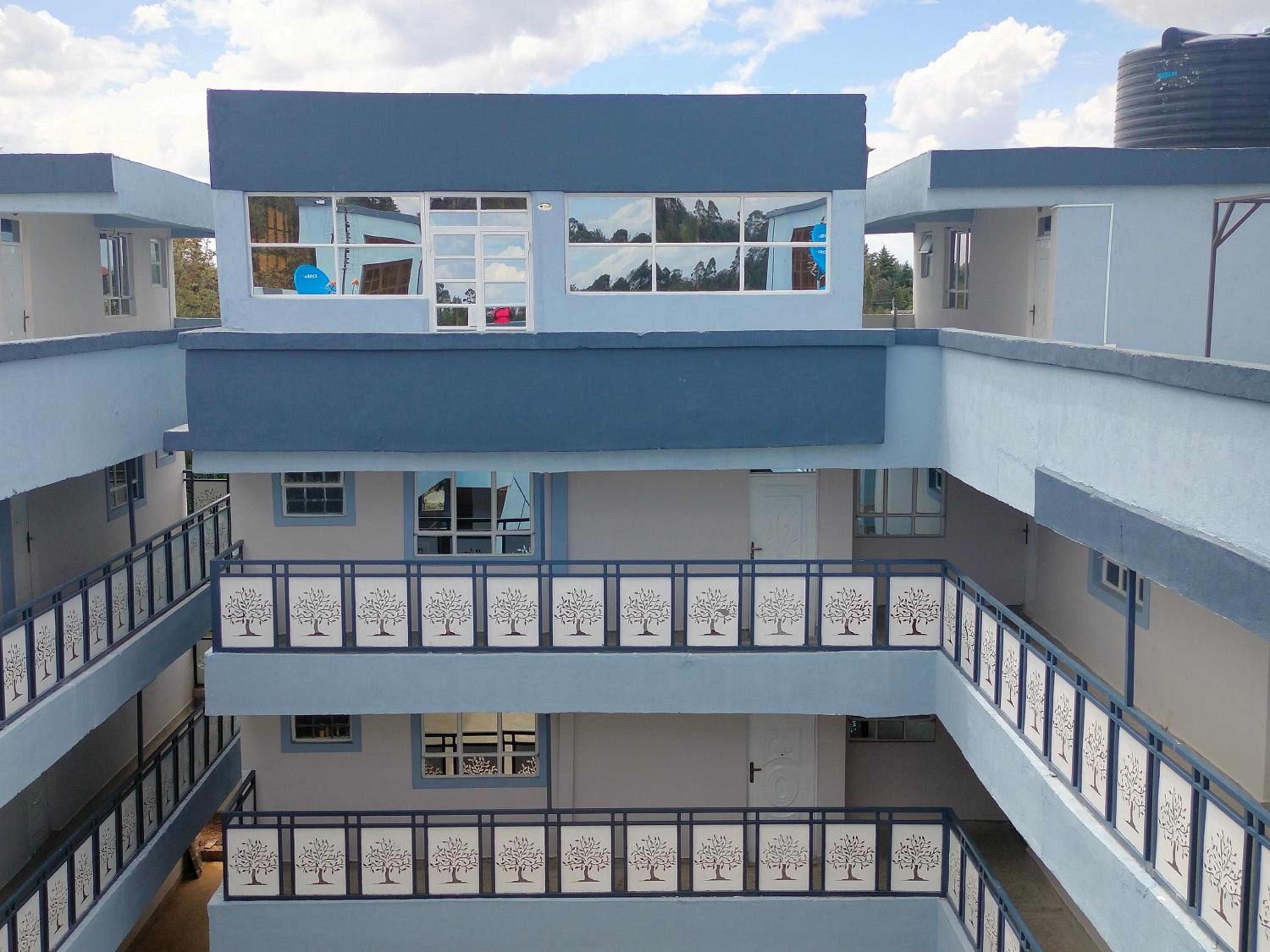 One bedroom unit with wi-fi & parking view 5