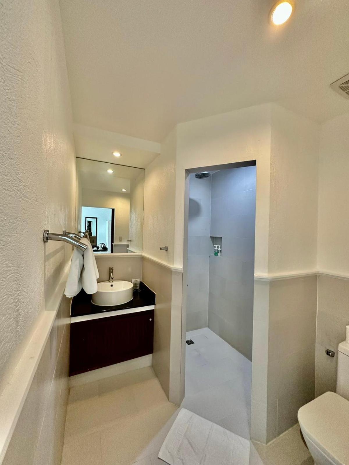 Photo 141