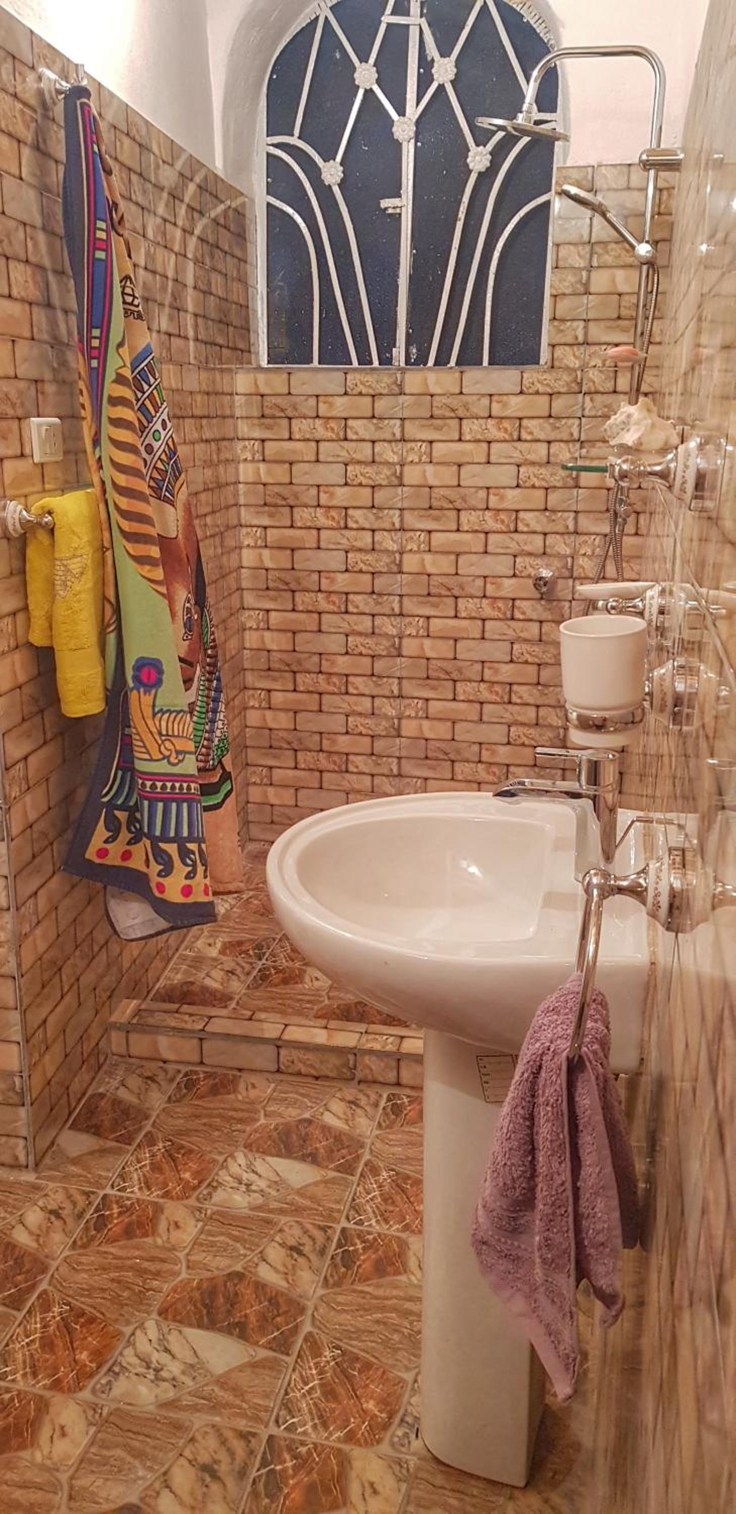 HabuHeritageHomeStayInLuxor