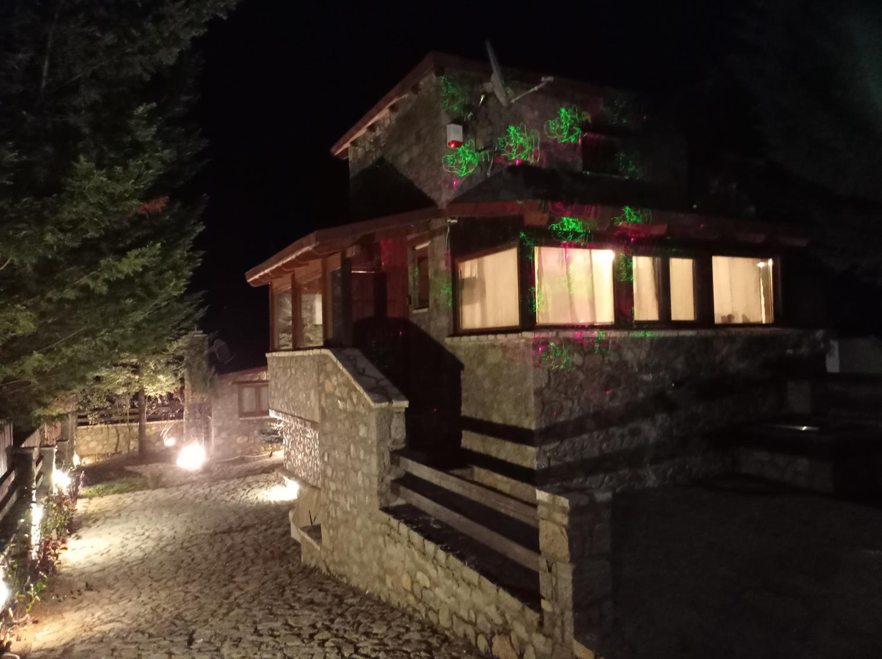 CHALET LE BLANC view 4