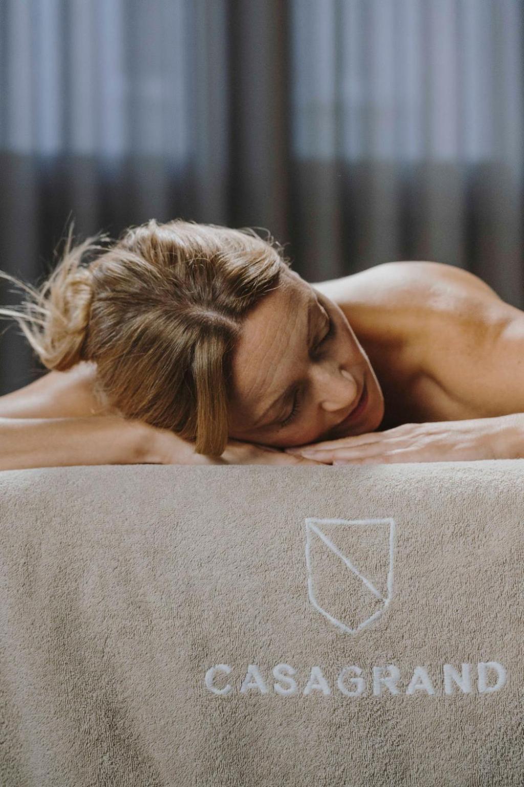 Casagrand Luxury Apartments Barcelona