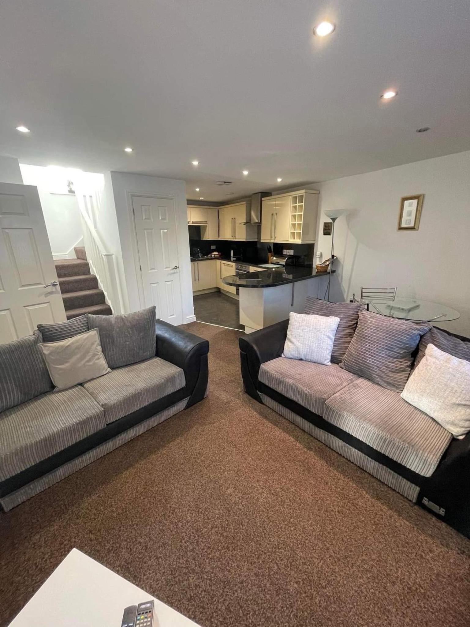 4 Laurel Court view 5
