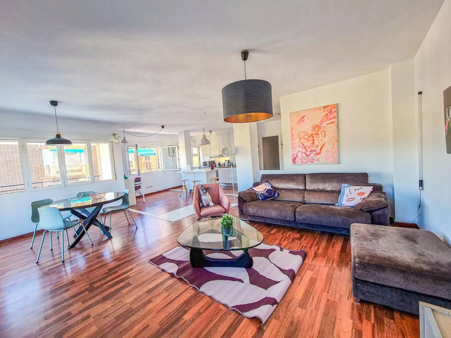 Hotel Lujoso piso en Plaza de Toros - Image 1