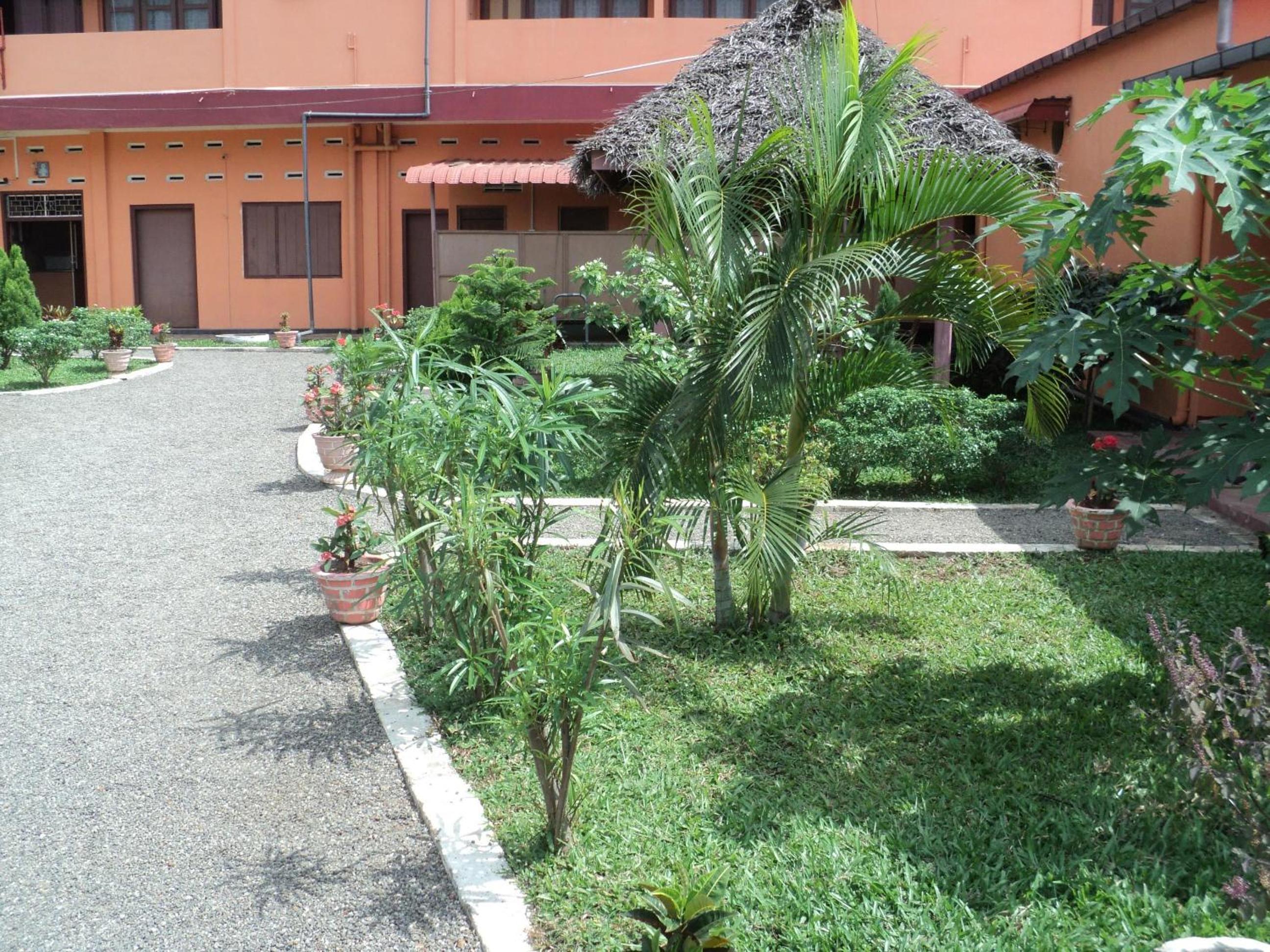 AKR Hotel Kilinochchi, photo 16