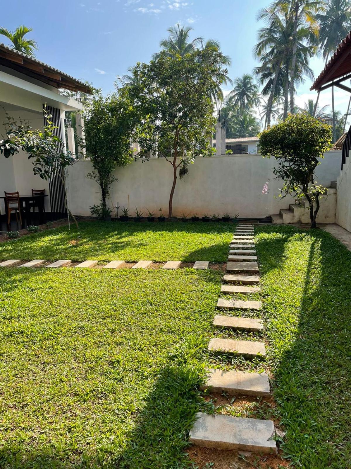 River Breeze Villa Bentota