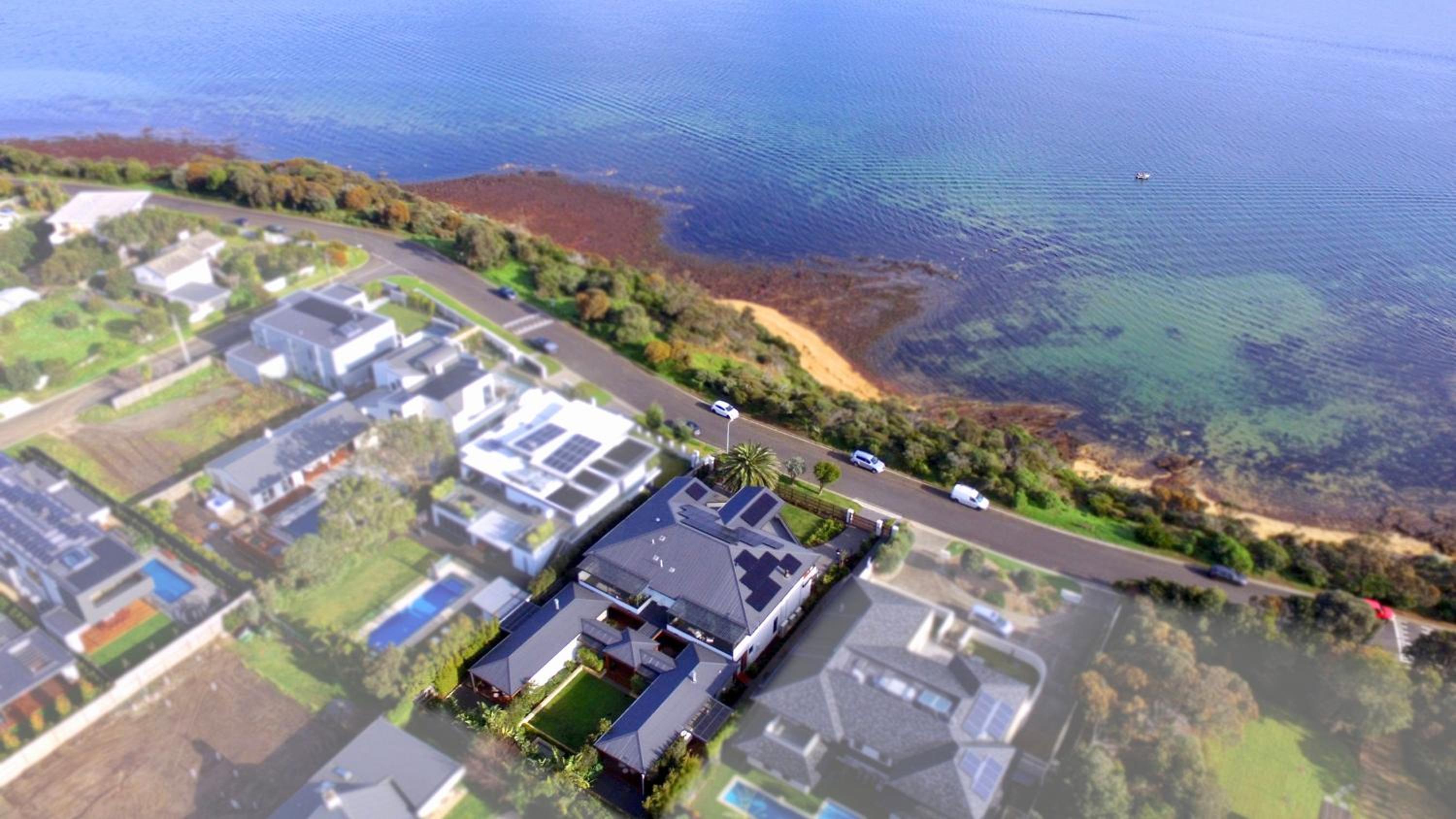 Earimil Villas - Waterfront