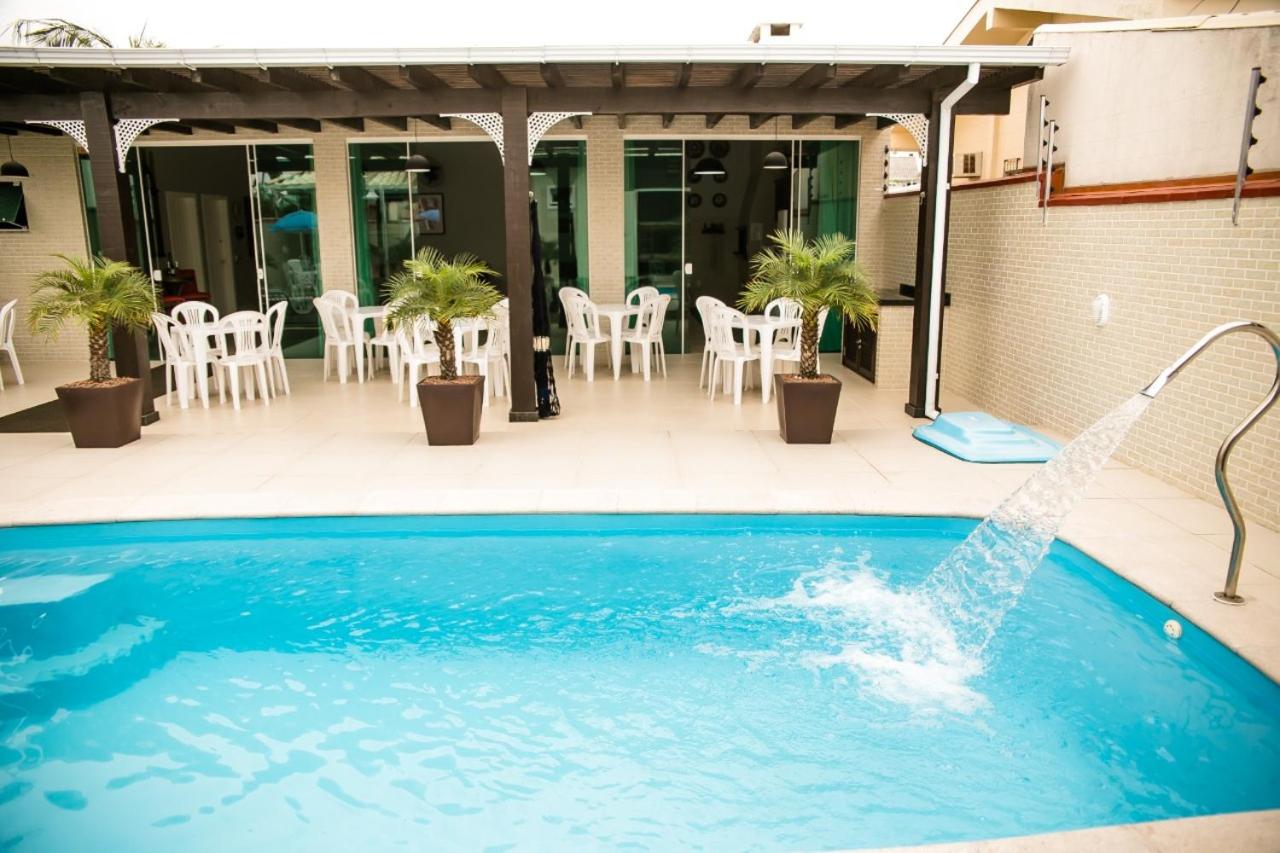 Casa top! Piscina, sinuca, 350 mts do mar
