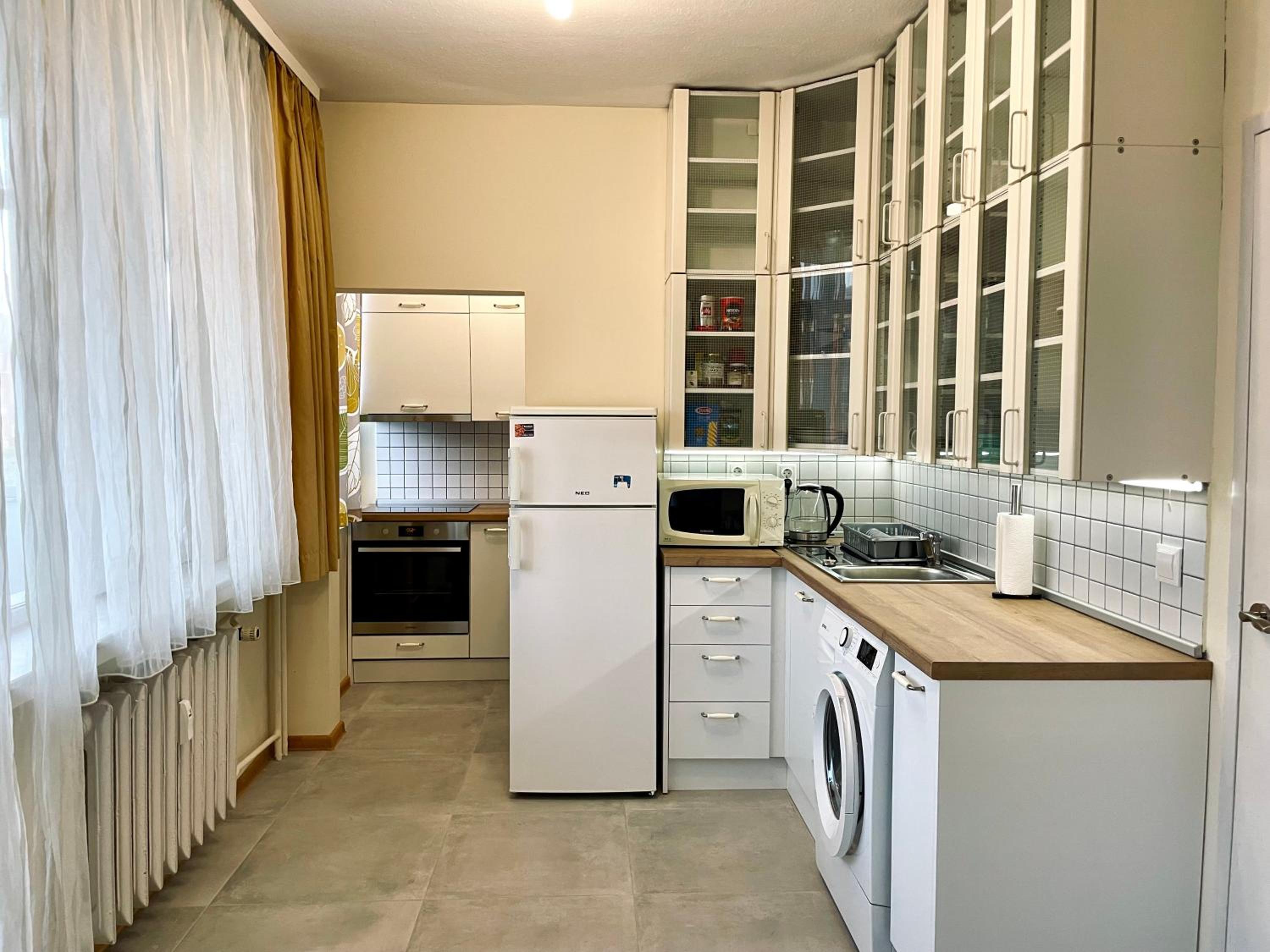 Bright & Spacious 2BD Flat with Balconies - Near Mall of Sofia by Flat Mаnager view 5