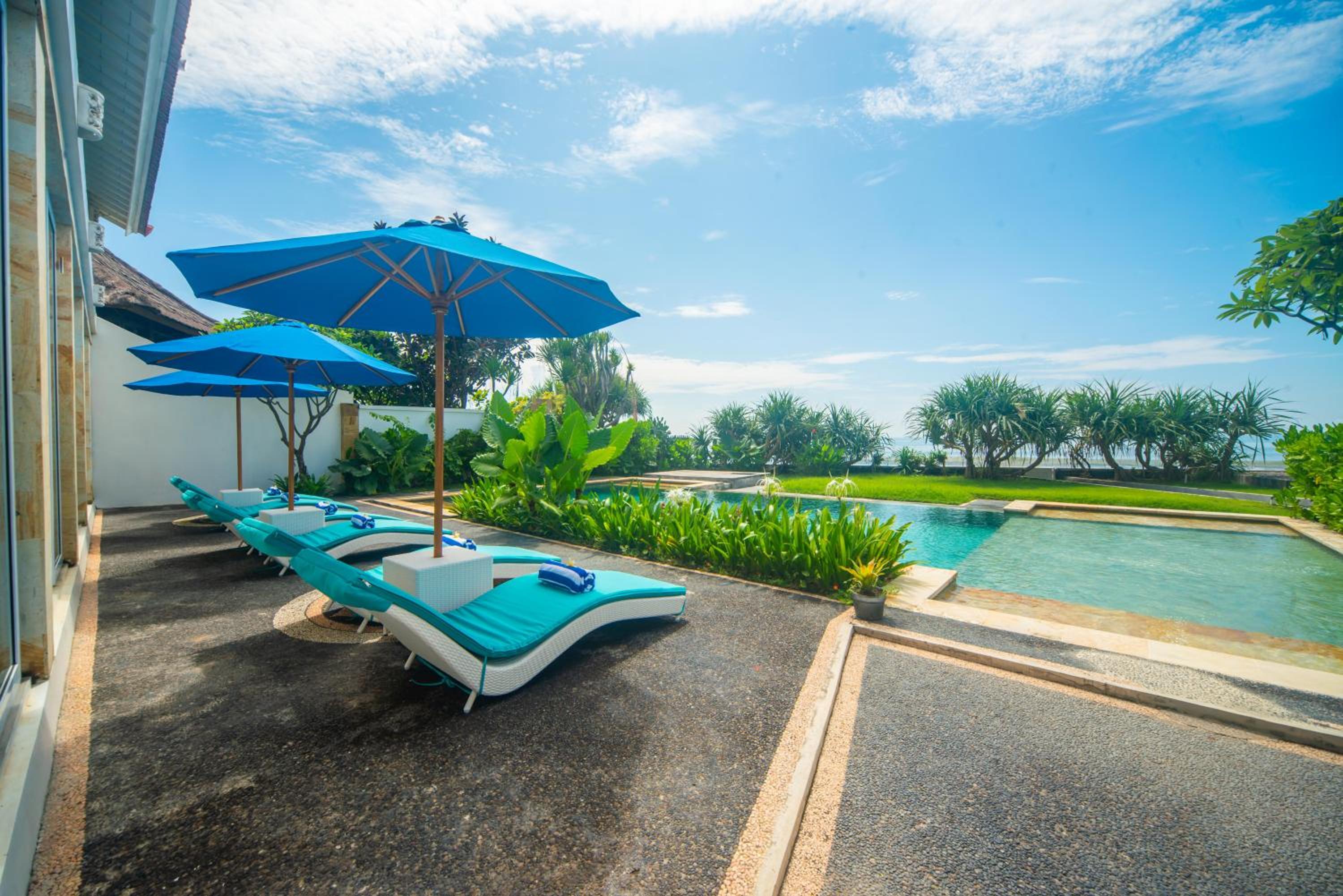 Suzuki Villa Ketewel Beachfront
