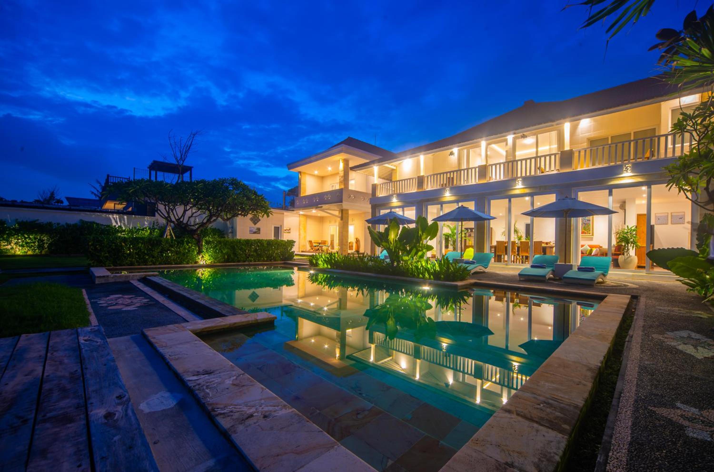 Suzuki Villa Ketewel Beachfront