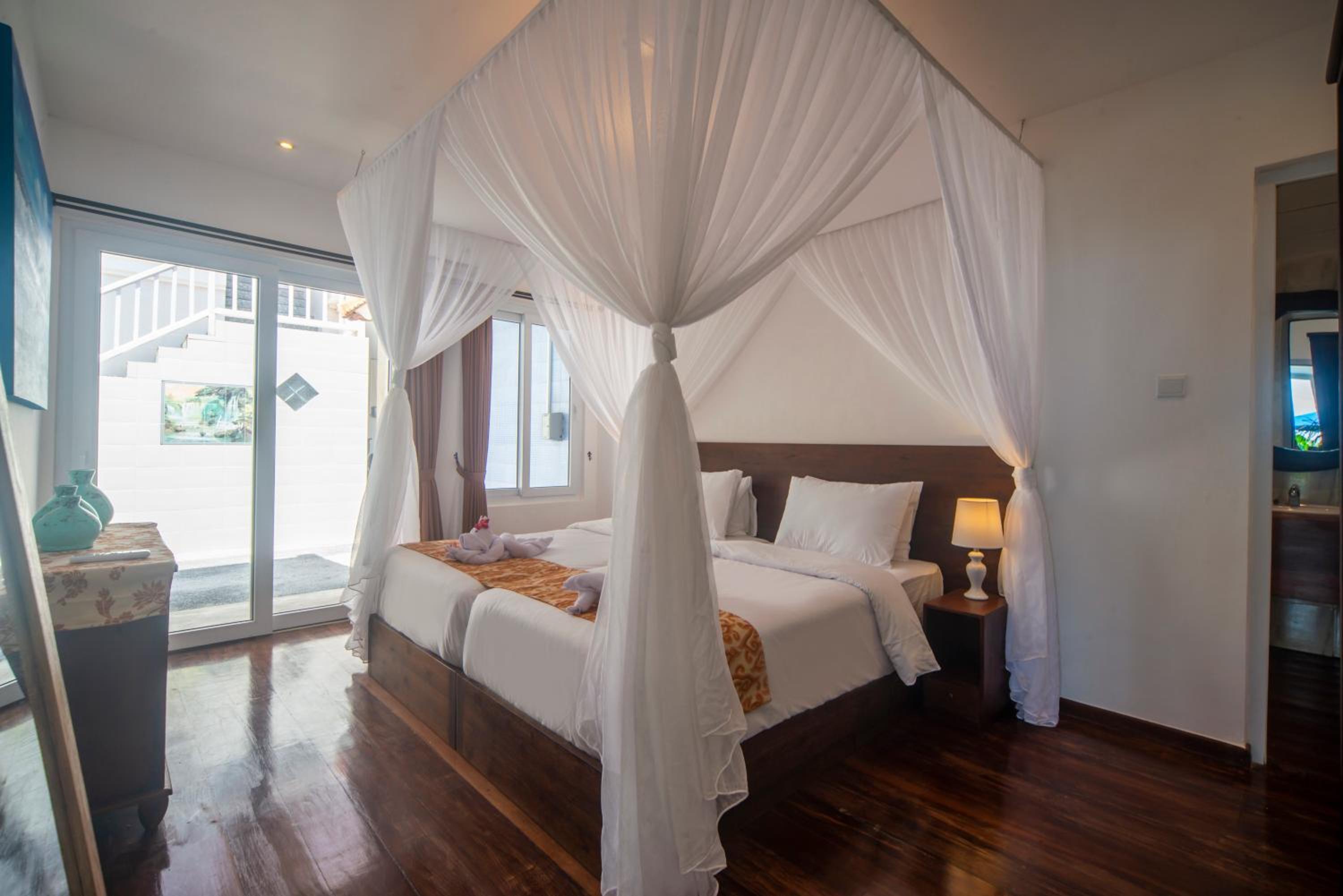 Suzuki Villa Ketewel Beachfront