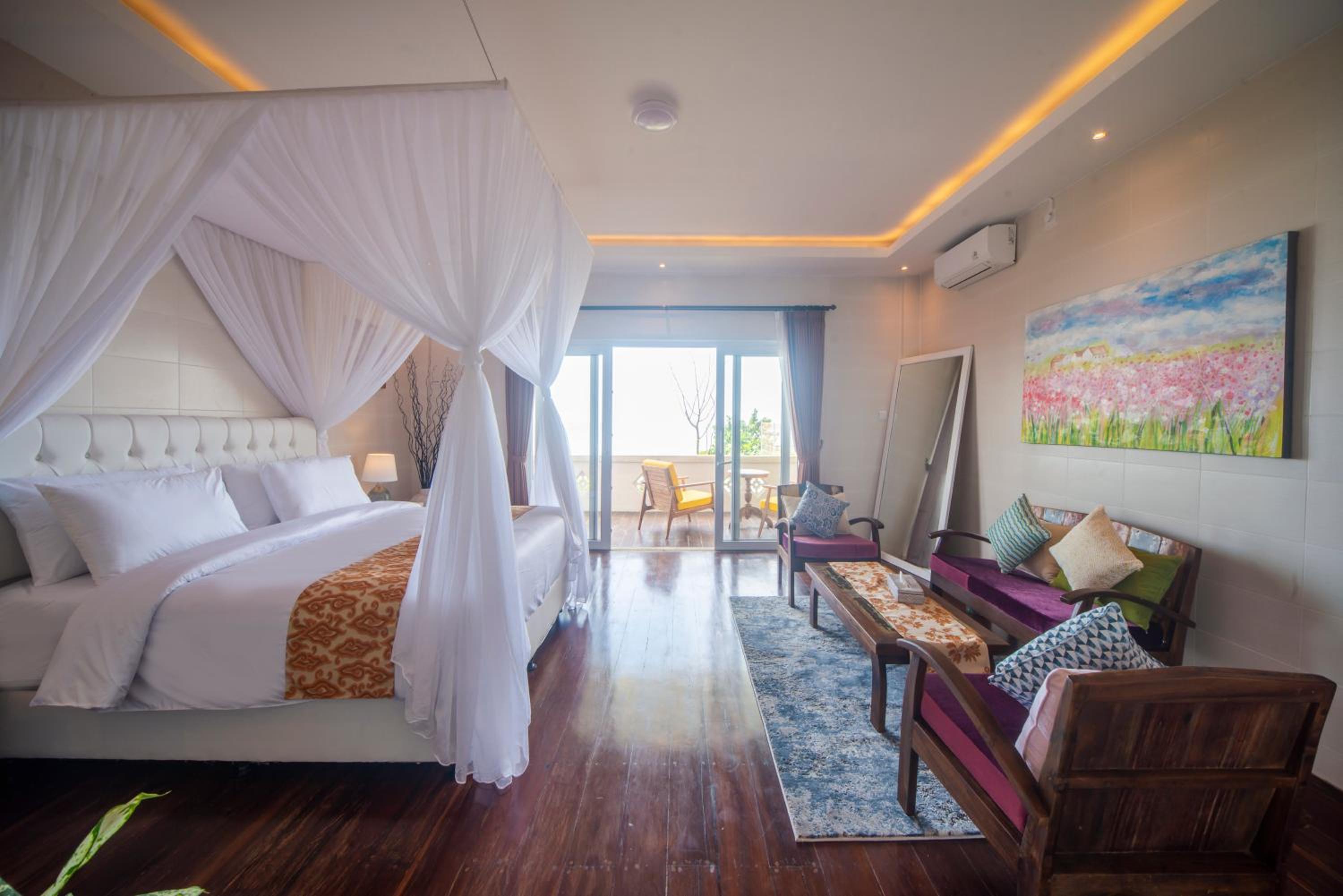 Suzuki Villa Ketewel Beachfront