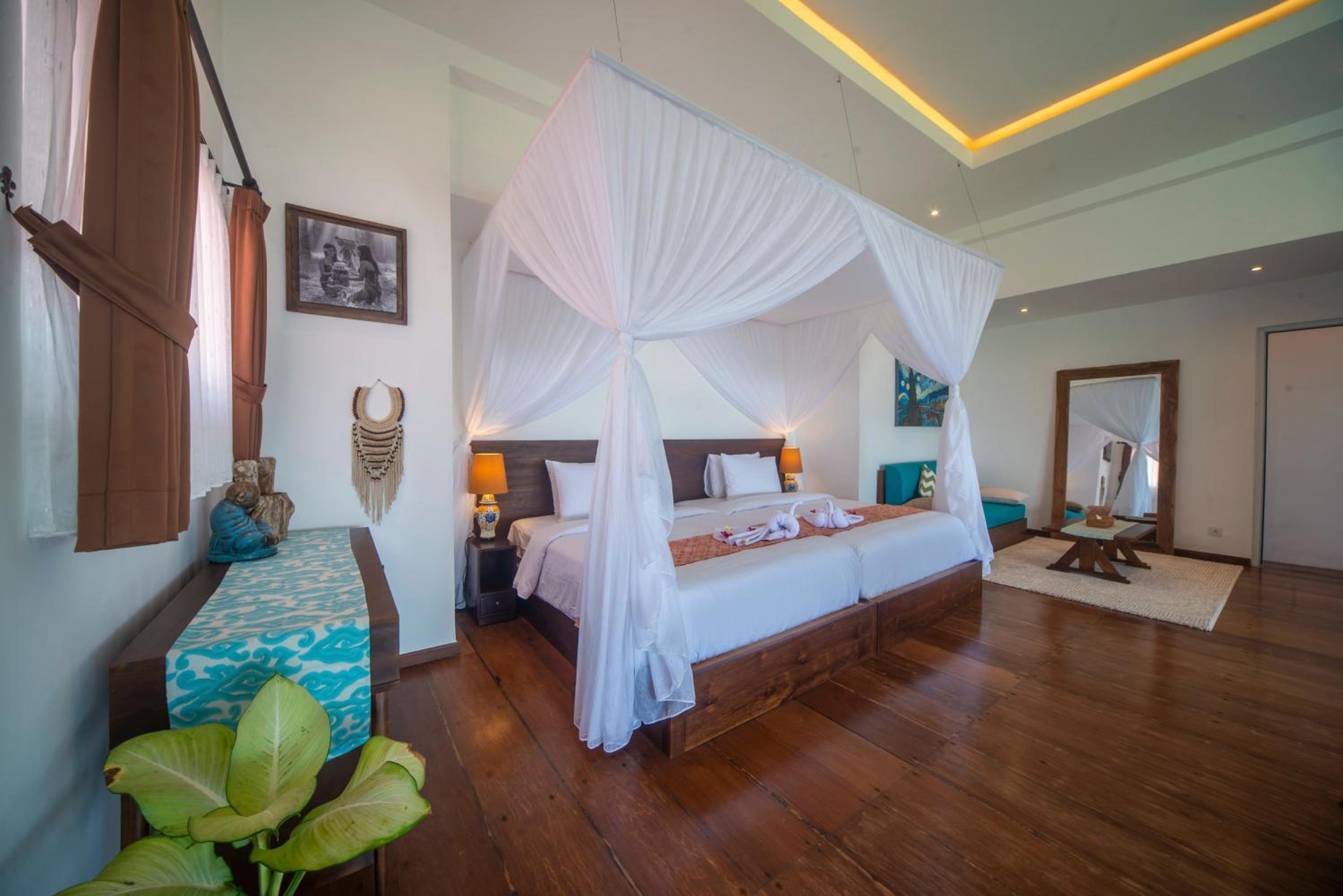 Suzuki Villa Ketewel Beachfront