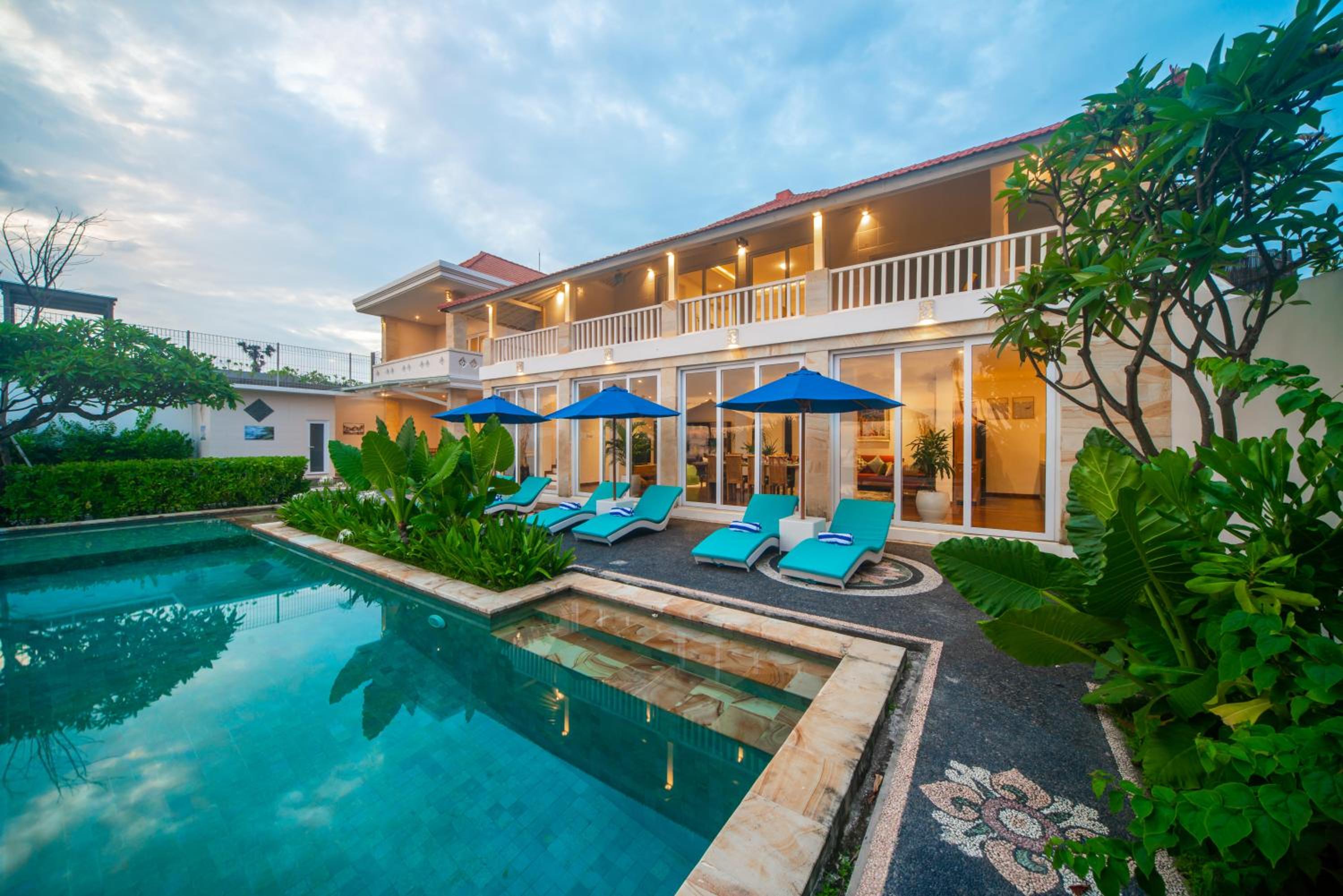 Suzuki Villa Ketewel Beachfront