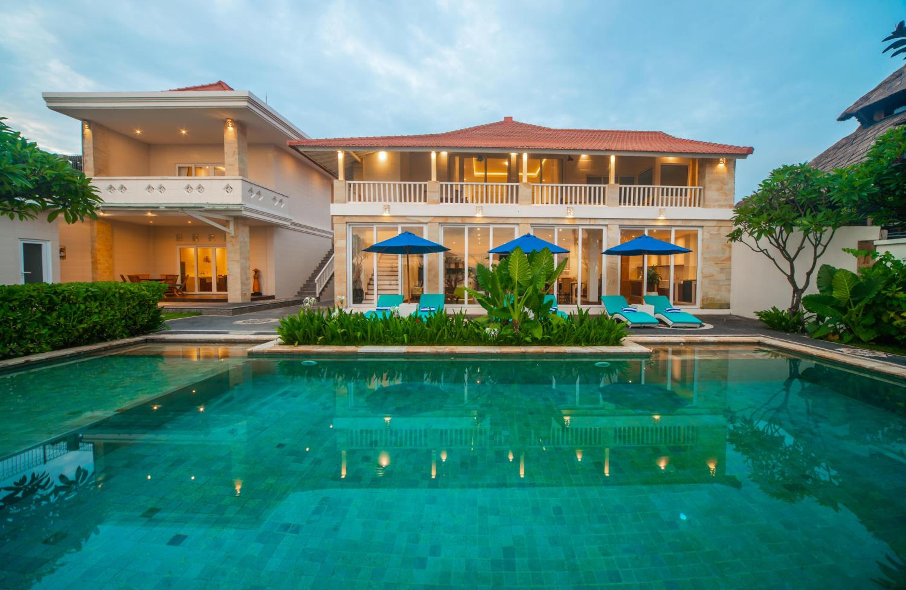 Suzuki Villa Ketewel Beachfront