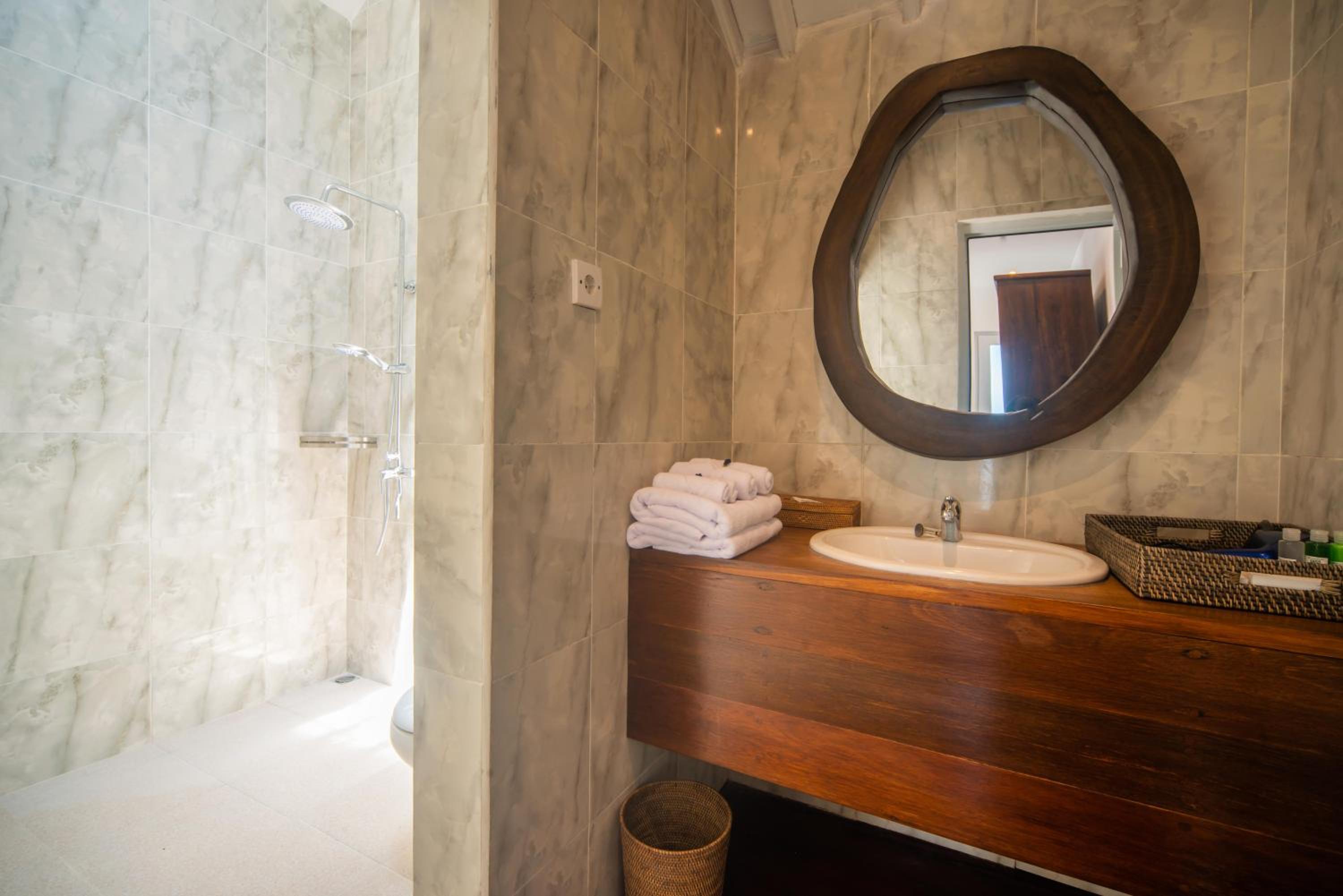 Suzuki Villa Ketewel Beachfront