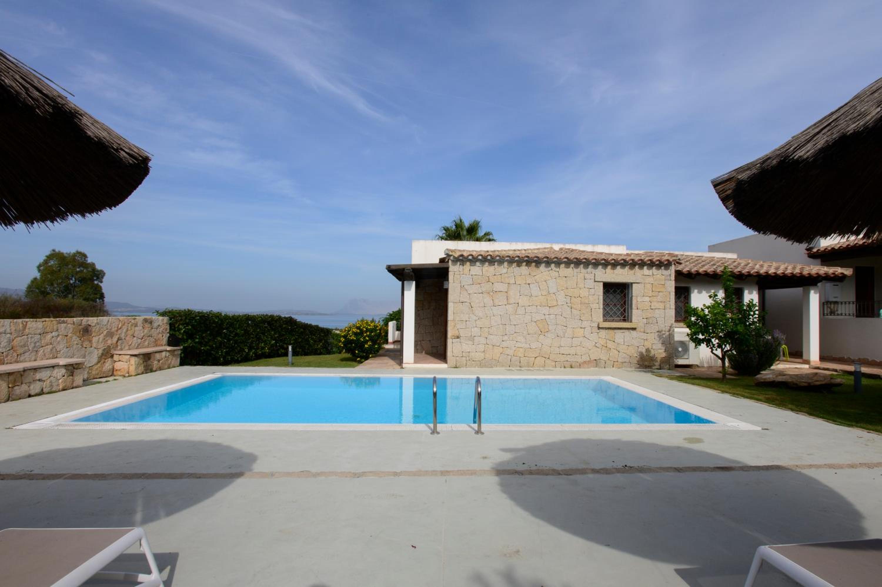 Villa Isuledda Lux view 5