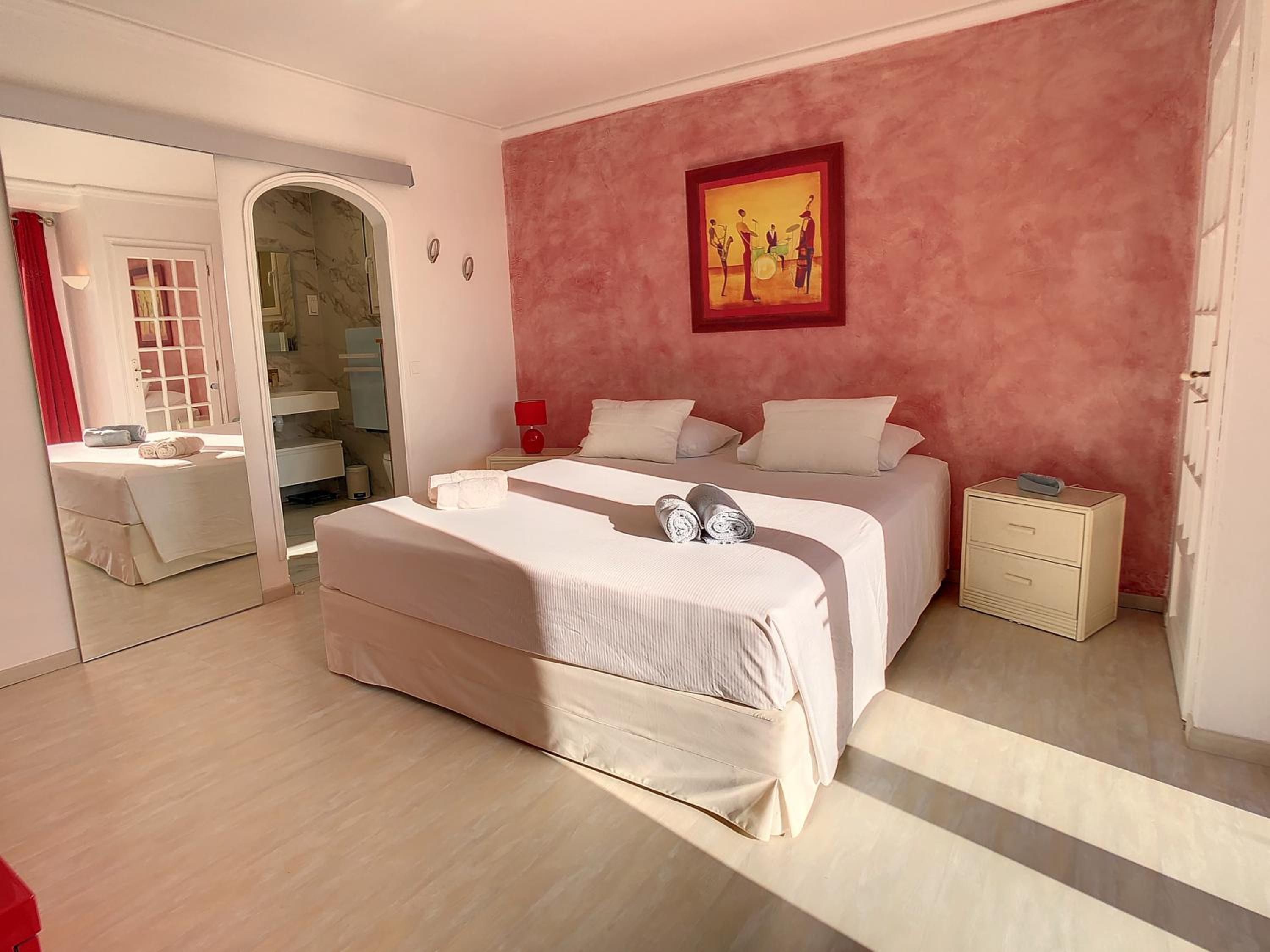 3 Bedrooms Villa near Cannes - Pool & Jacuzzi - Sea View, photo 35