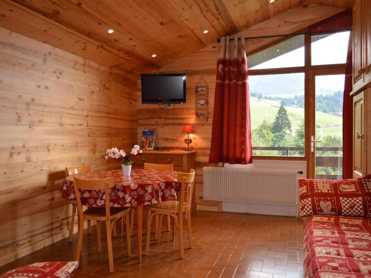 Appartement Le Grand-Bornand, 2 pièces, 5 personnes - FR-1-241-3 view 2