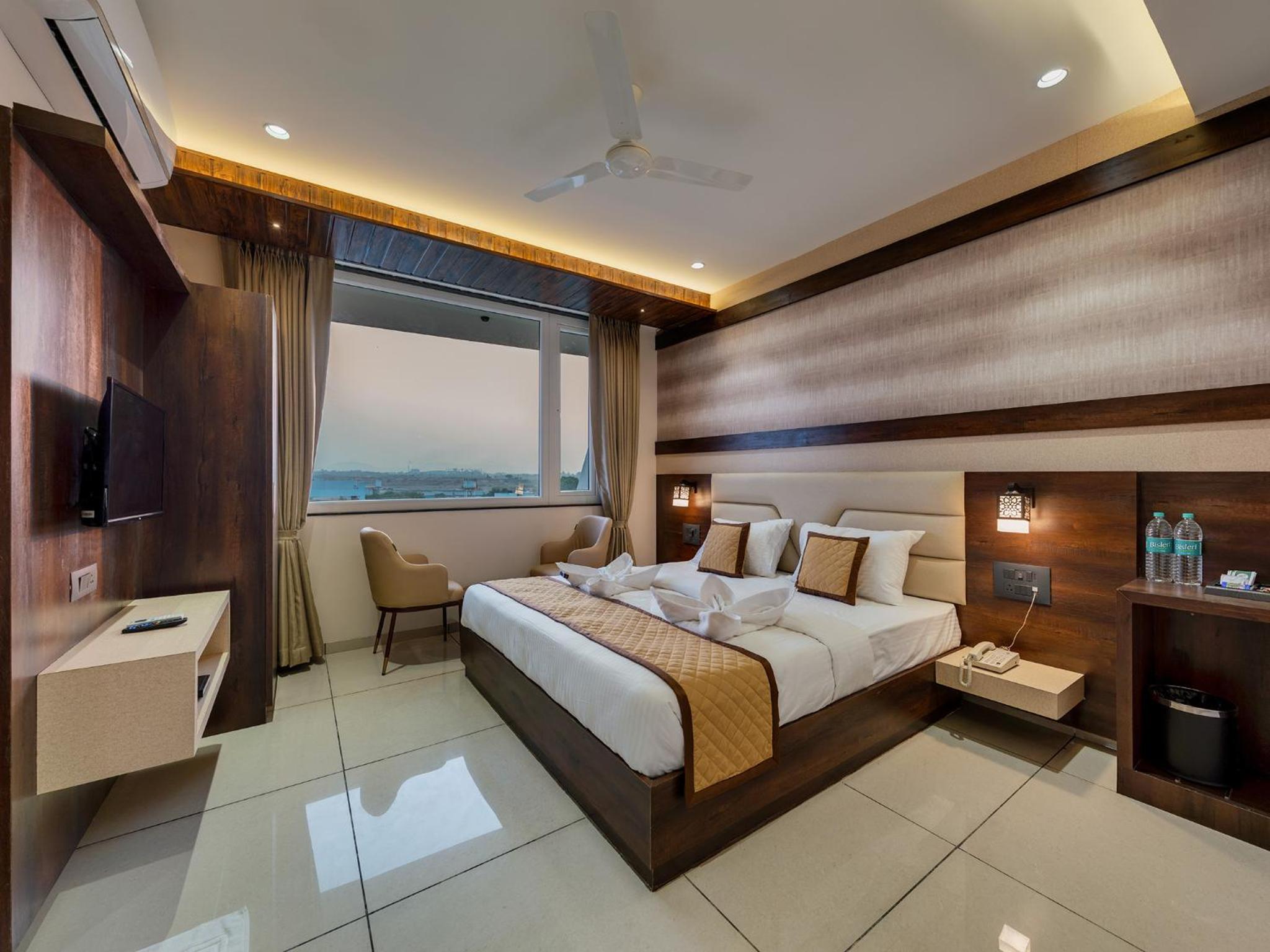 Golden Leaf Resort view 5