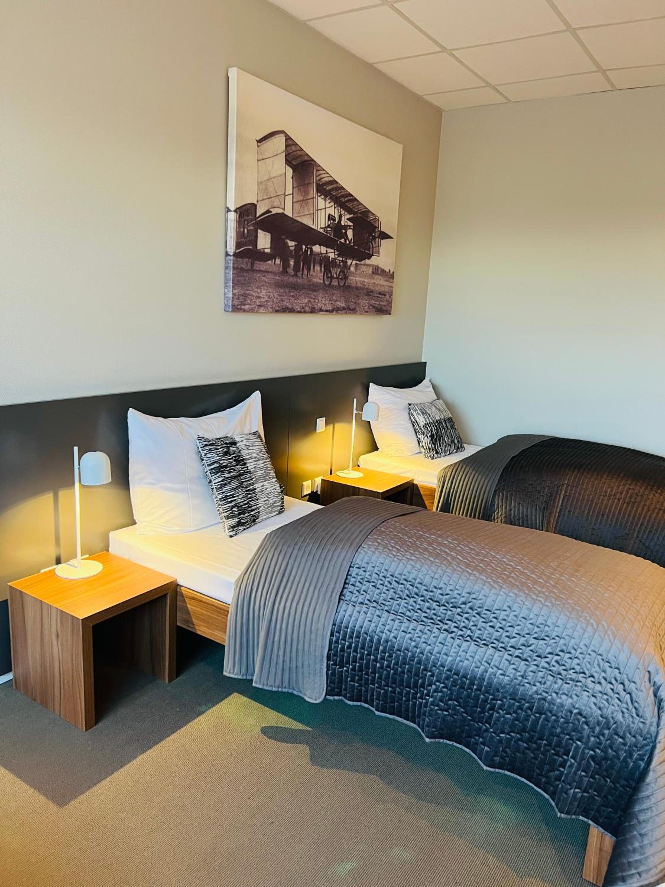 Aircraft Hotel Events - Property Image 19