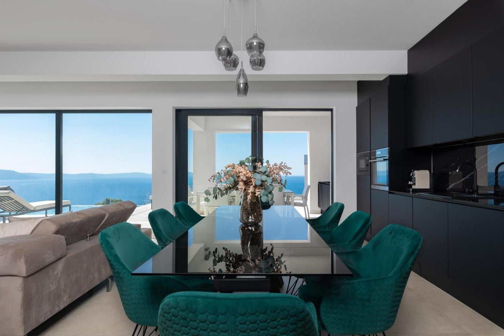 Villa Aristea with sea view, jacuzzi and infinity pool view 5