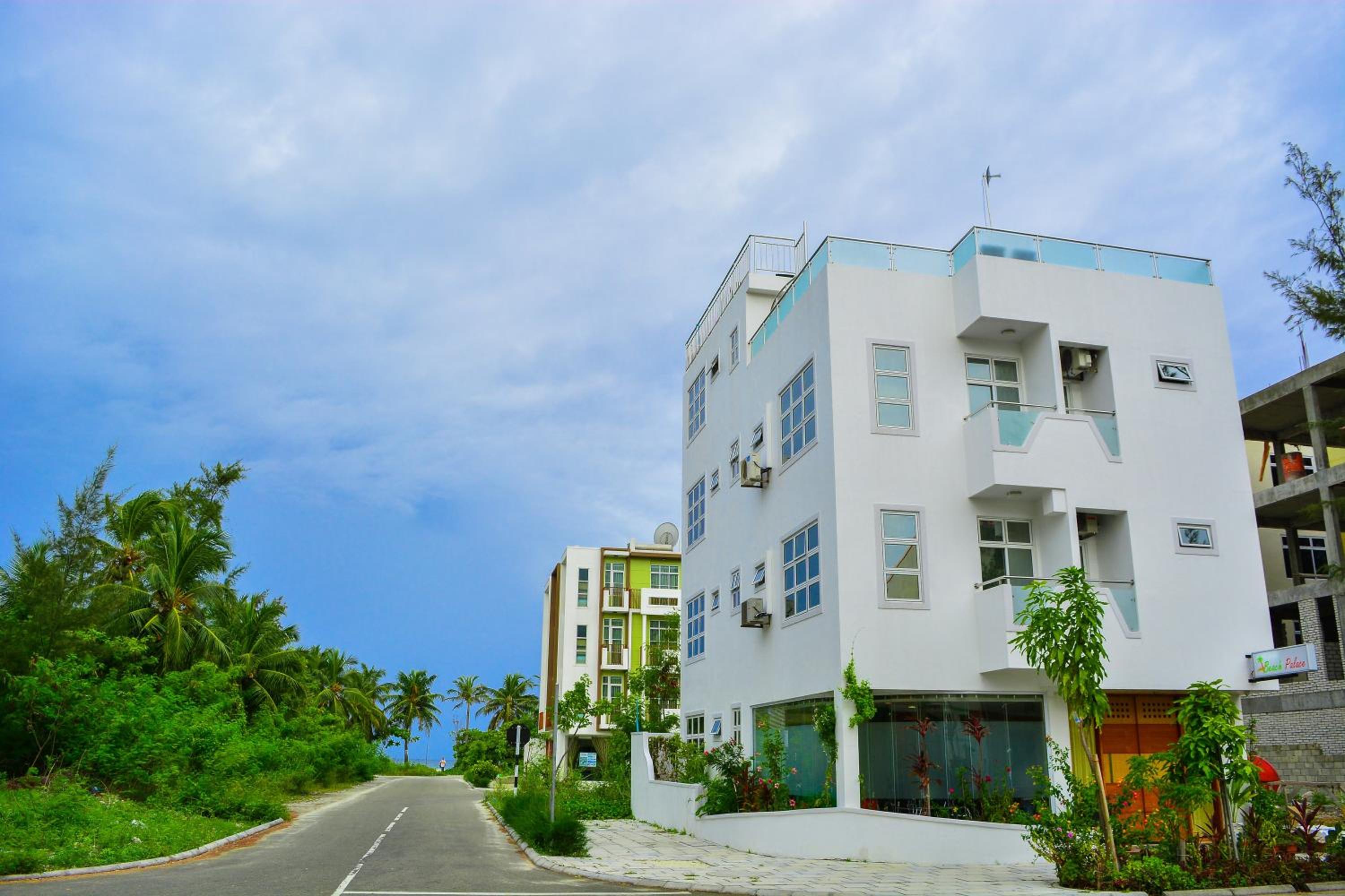 Beach Palace photo 3