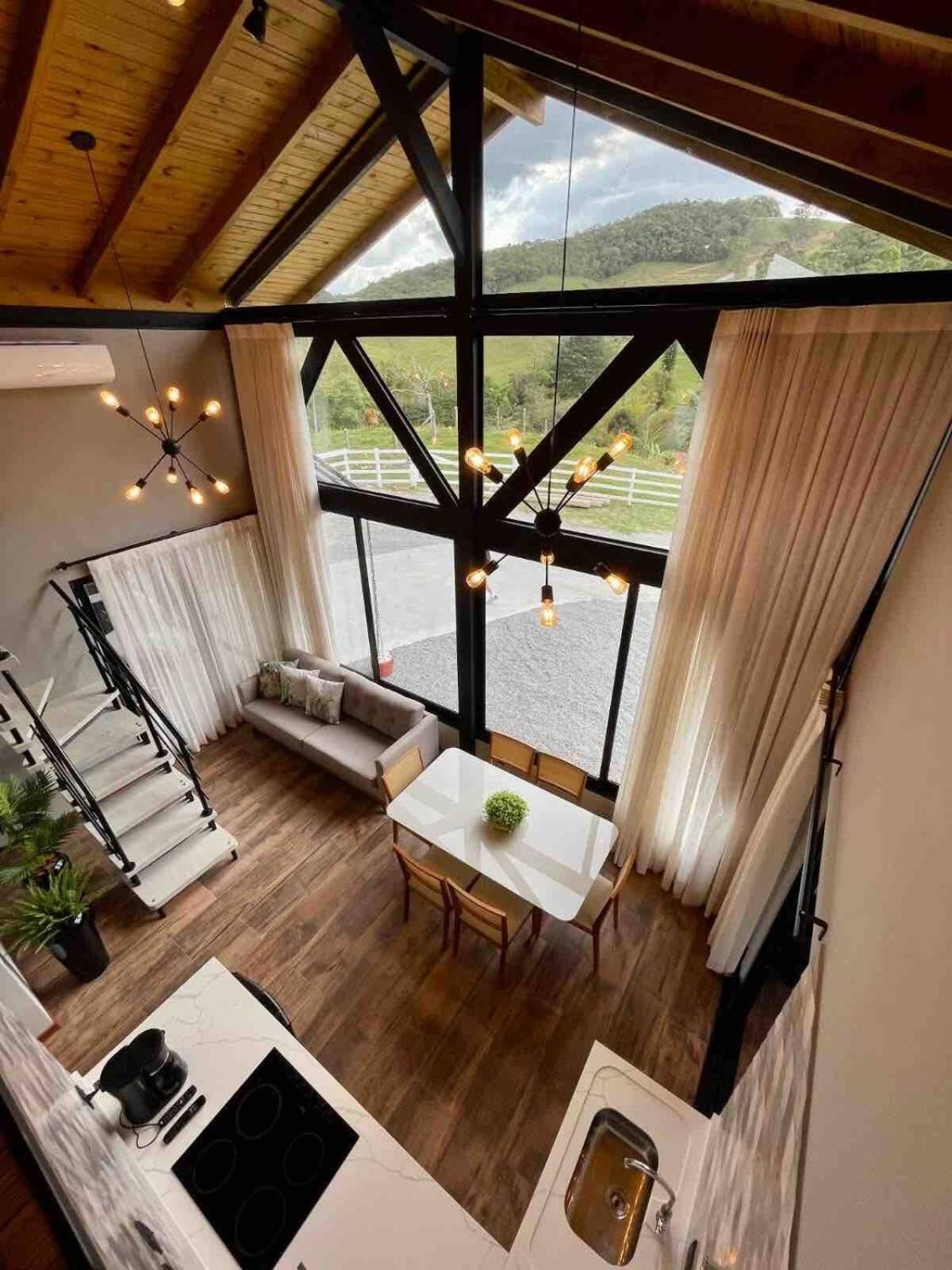 Alameda dos Ipês, casa completa, para toda família