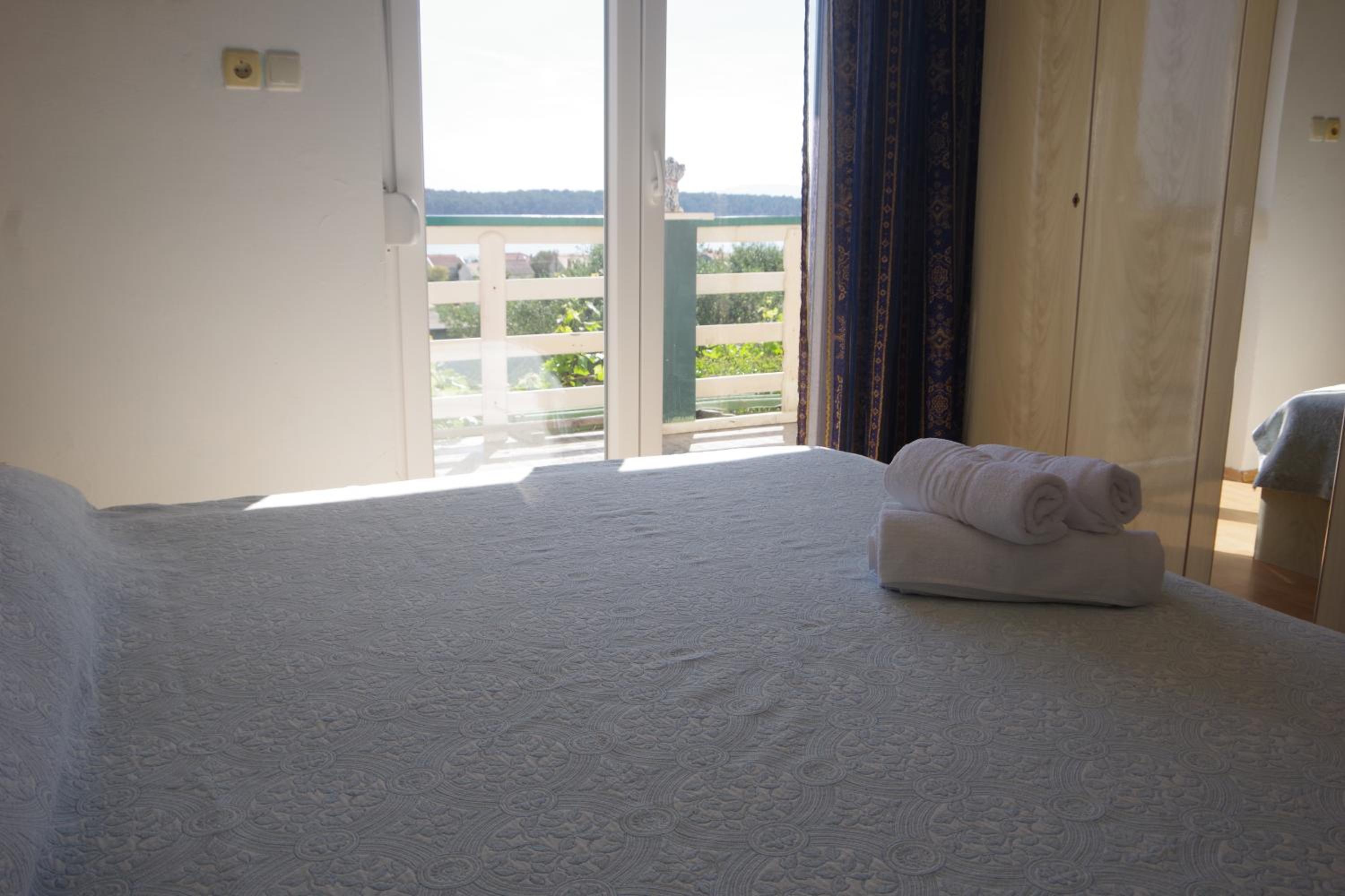 Apartments Opsenica Barbat view 4