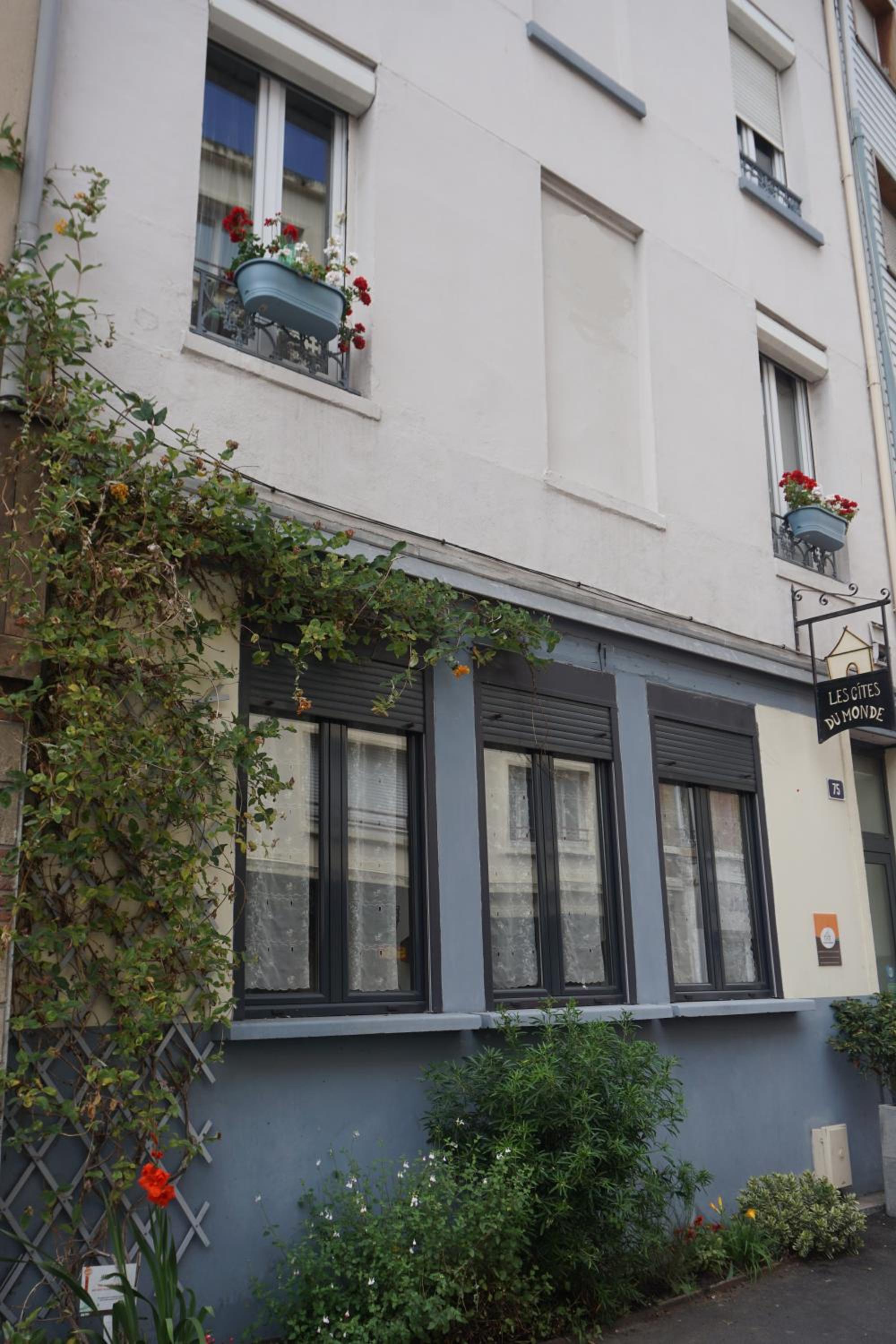 Les Gîtes du Monde , Appartements 2 chambres- 4 lits simples modulables en lits doubles view 3