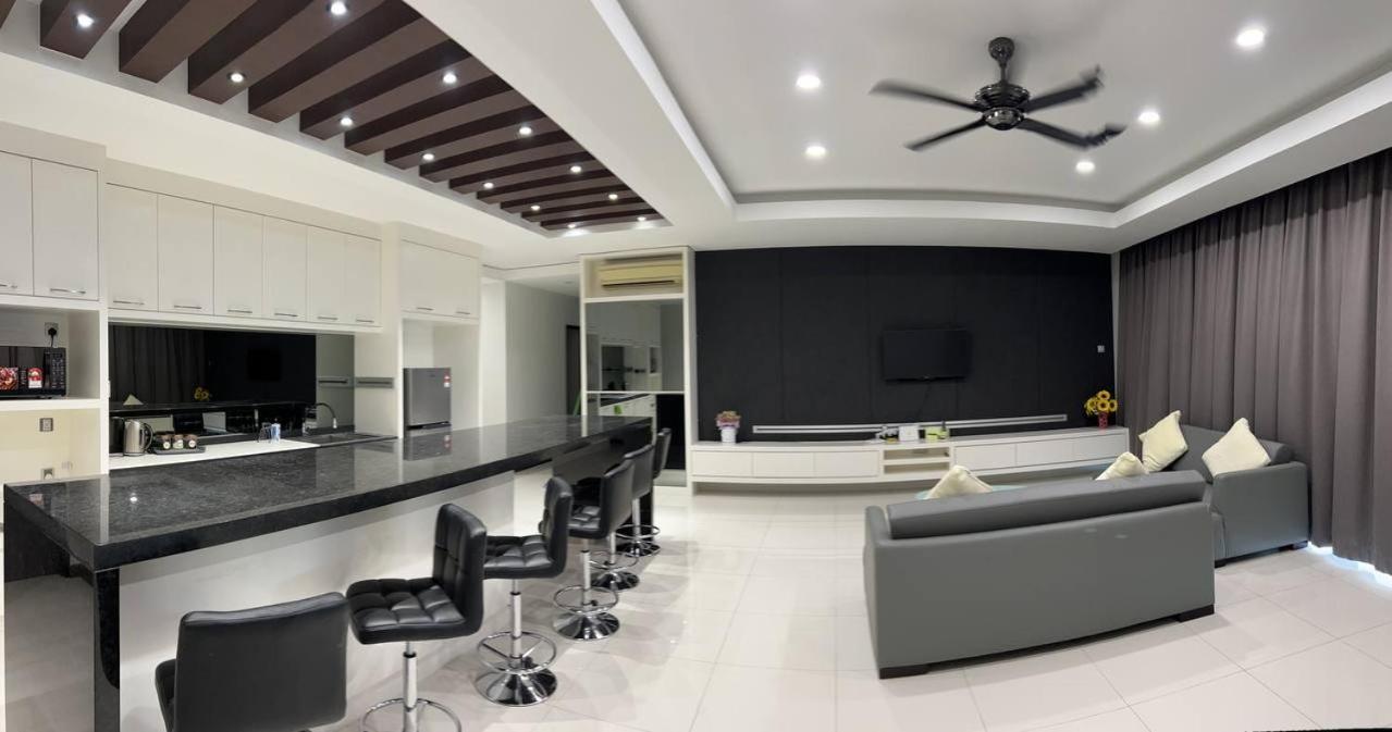 The Loft , Imago Kk Times Square, Seaview photo 1