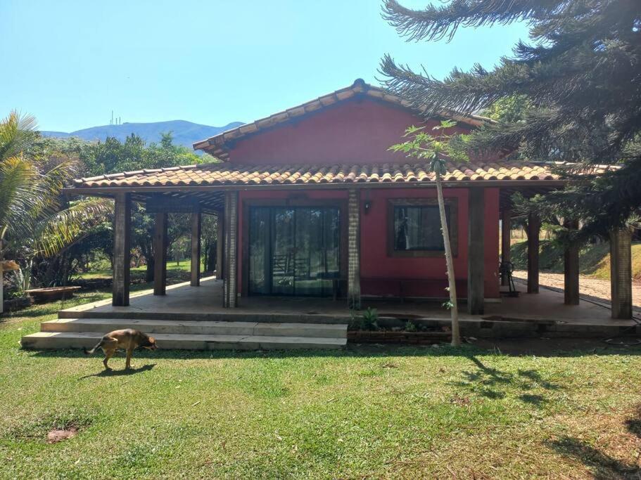 Sítio da Tia Lucia Perto da Montanha