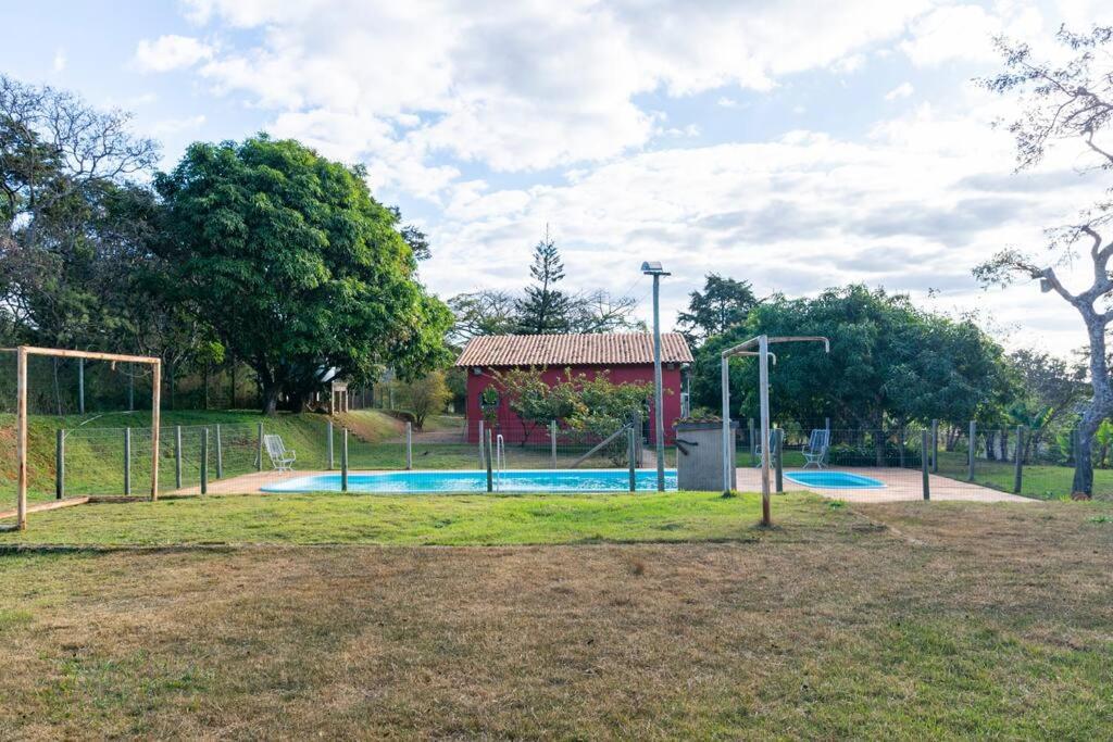 Sítio da Tia Lucia Perto da Montanha