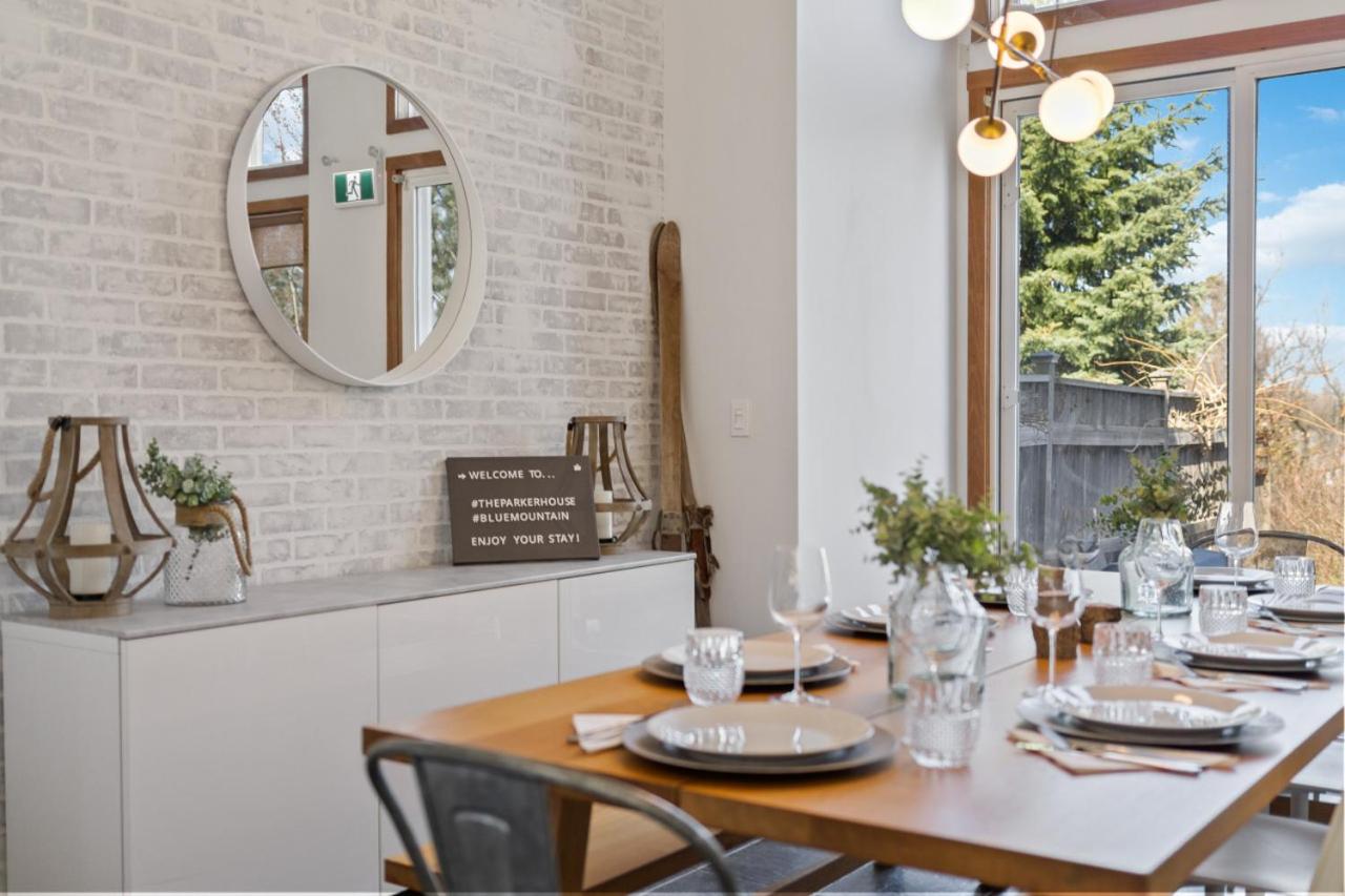 The Parker House Gorgeous Light and Spacious Chalet 86100