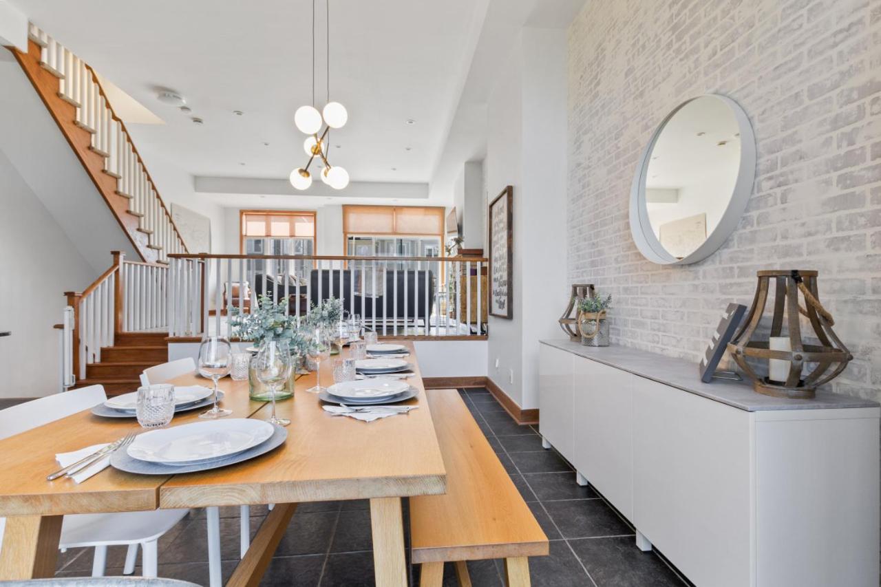 The Parker House Gorgeous Light and Spacious Chalet 86100