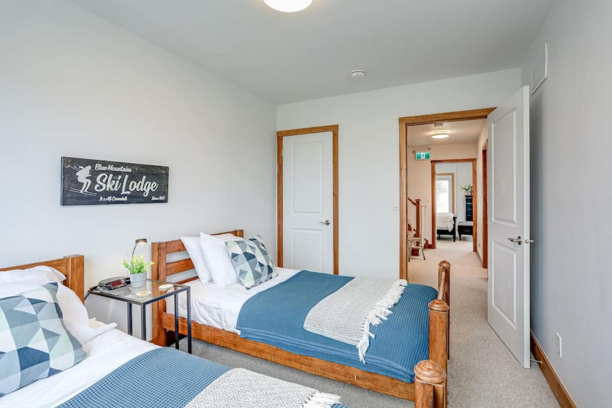 The Parker House Gorgeous Light and Spacious Chalet 86100