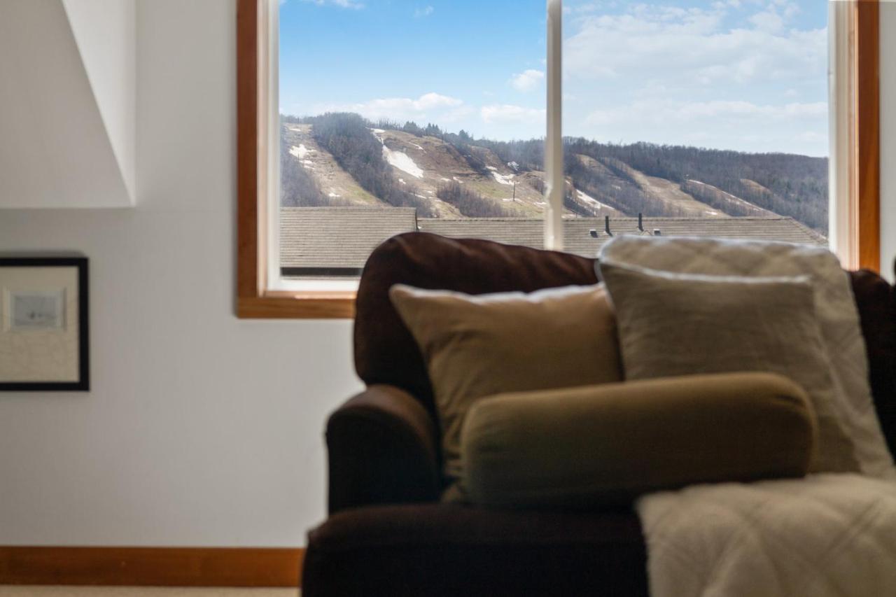 The Parker House Gorgeous Light and Spacious Chalet 86100
