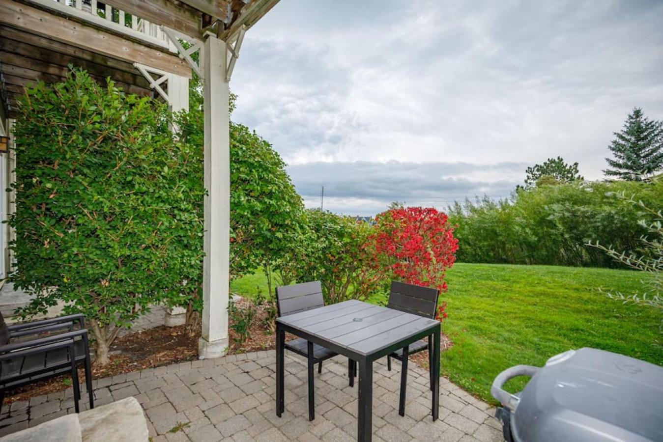 Blue Mountain Retreat at Rivergrass