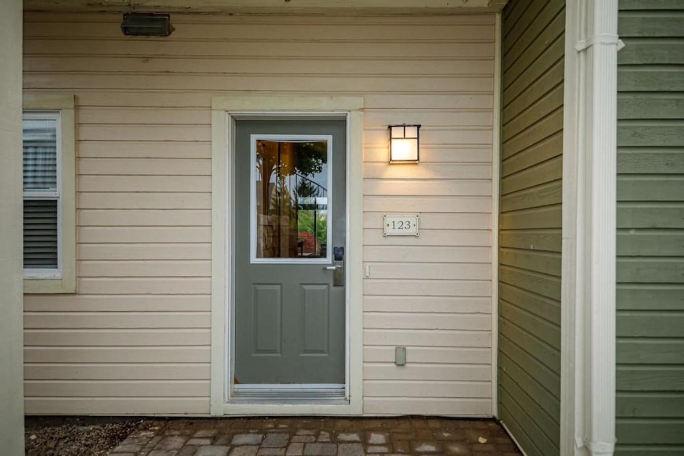 Blue Mountain Retreat at Rivergrass