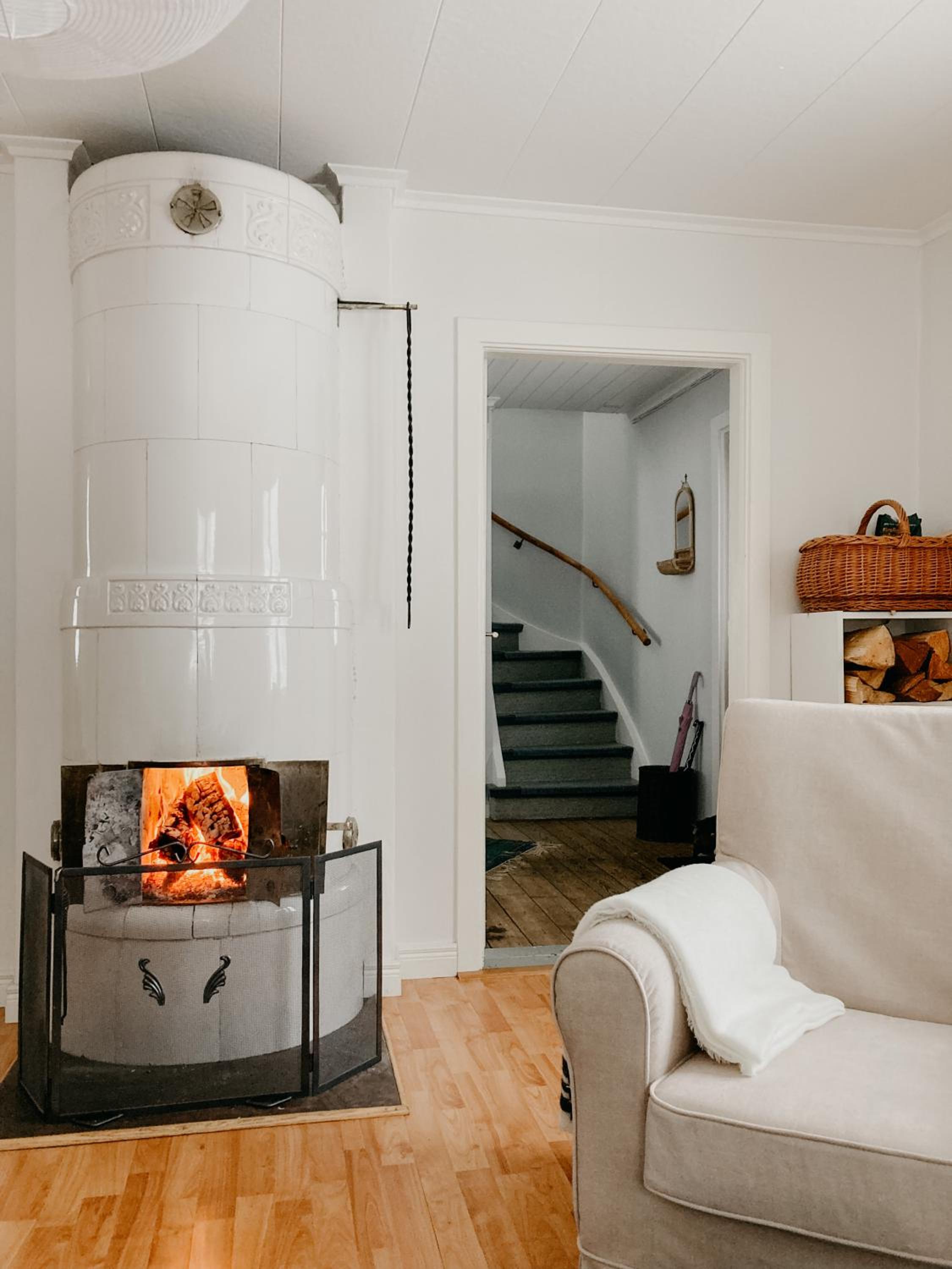 Charming house with wood stove near lake view 2