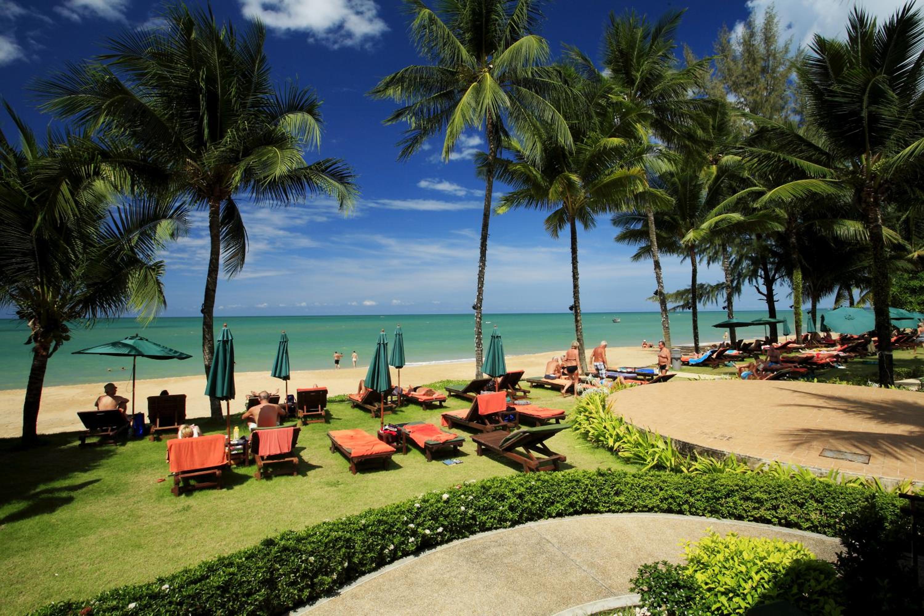 Khaolak Bayfront Resort