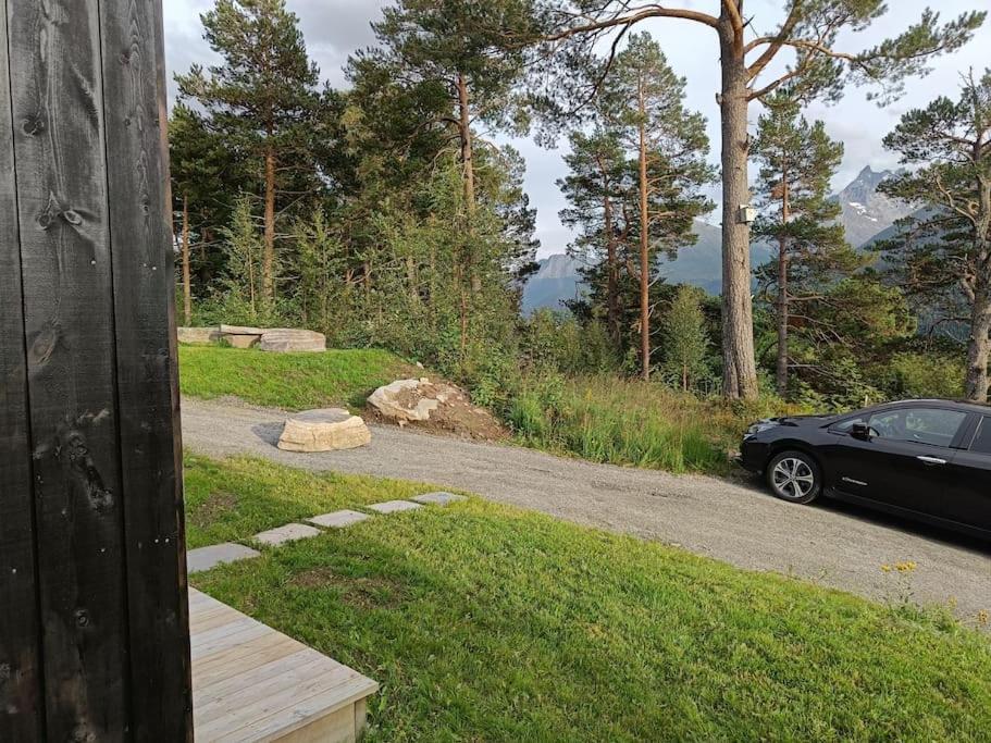 Minihuset ved skogen