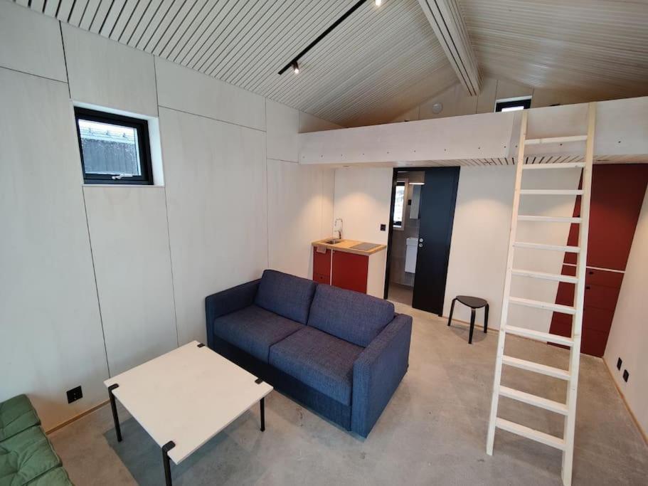 Minihuset ved skogen