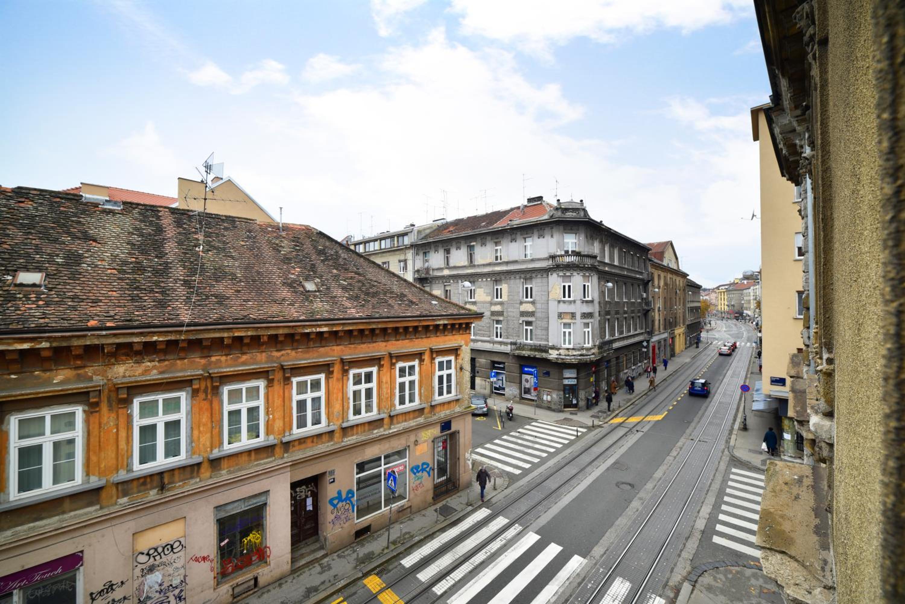 Virtus Apartments and Rooms with Free Private Parking view 3