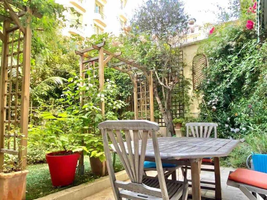 Homelivia, Luxueux Appartement avec Jardin privé photo 5
