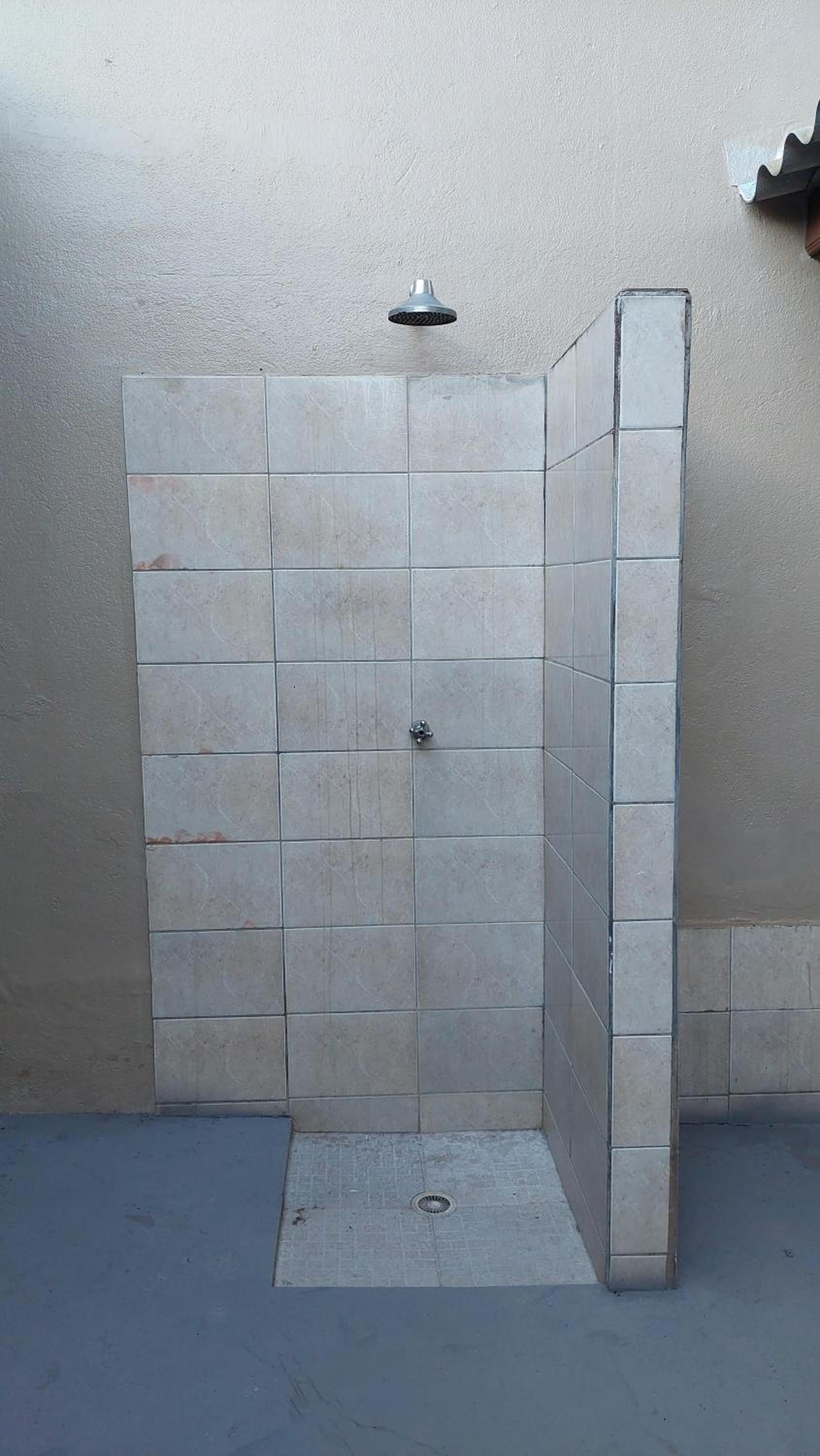 Casa aconchegante com ar condicionado para família em condomínio