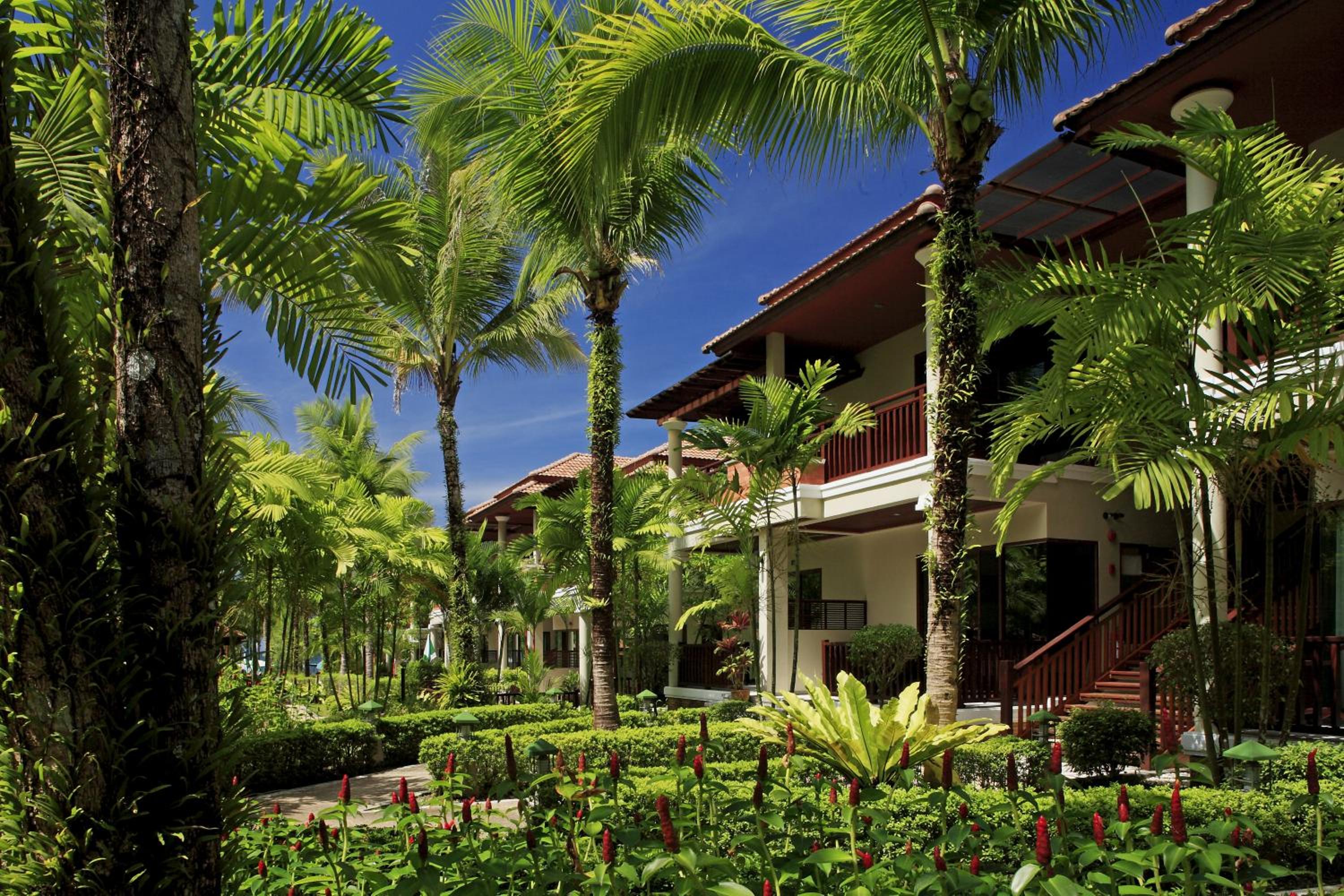 Khaolak Bayfront Resort